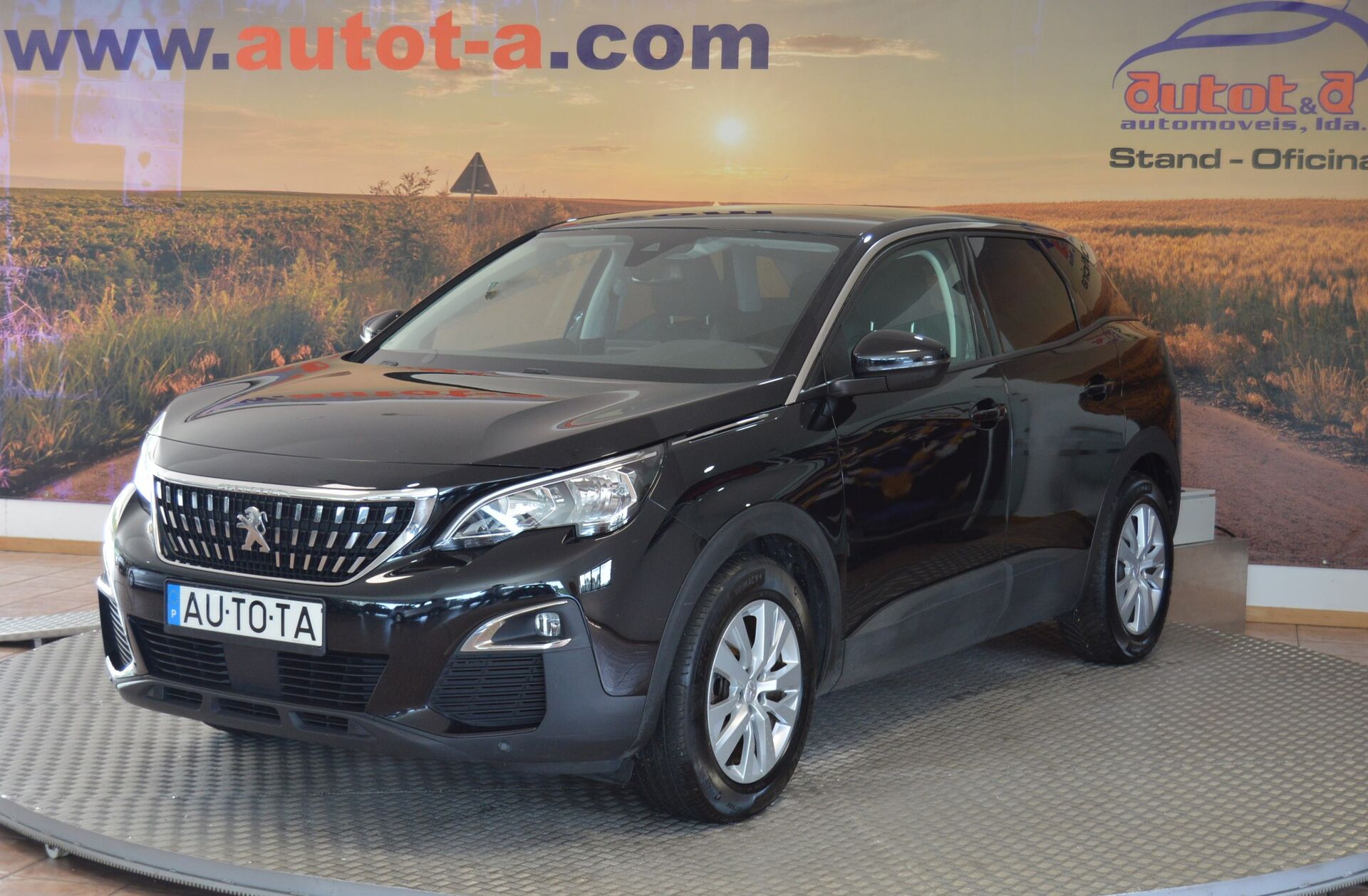PEUGEOT 3008 1.2 PureTech Active