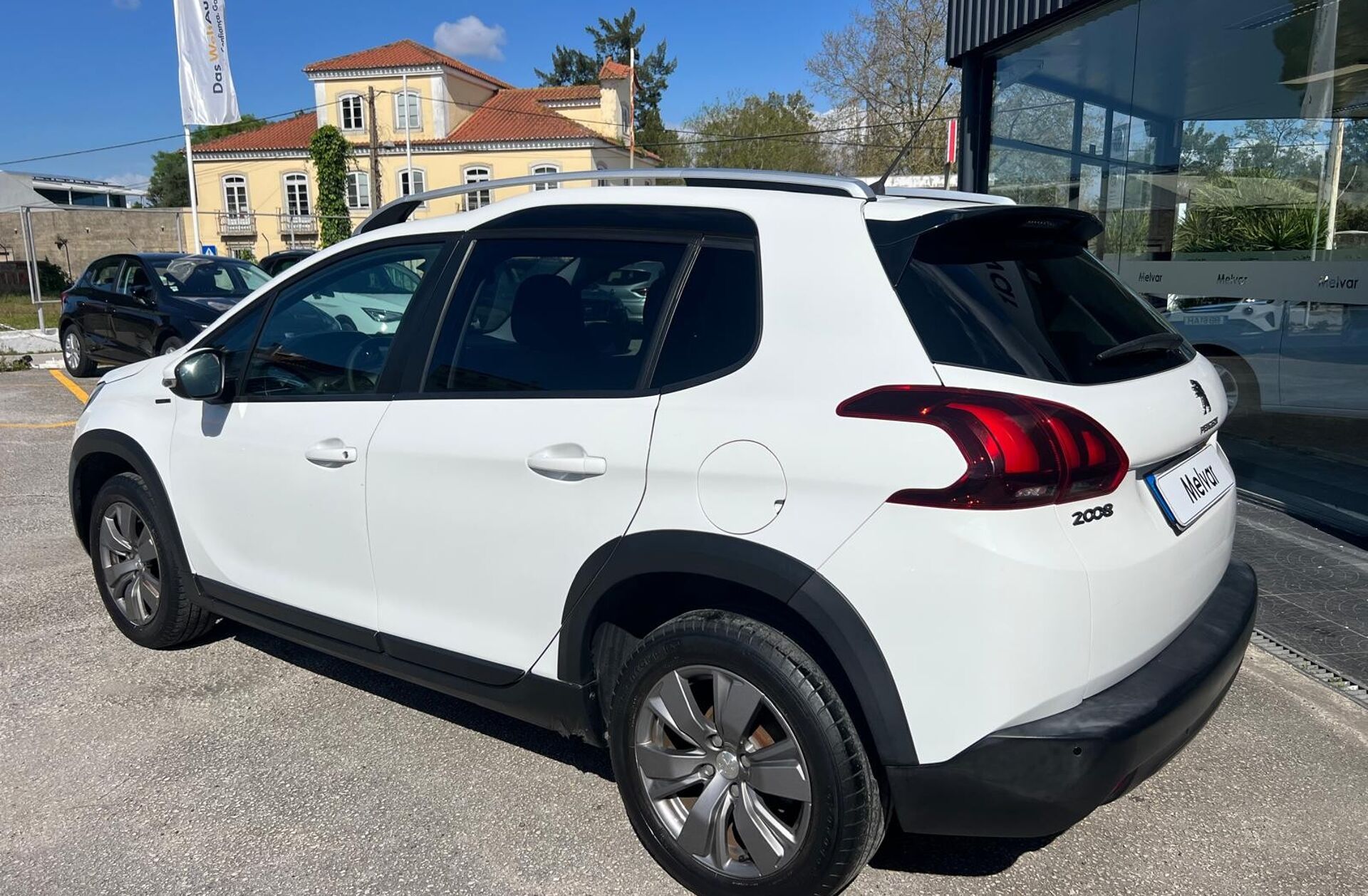 PEUGEOT 2008 1.2 PureTech Signature