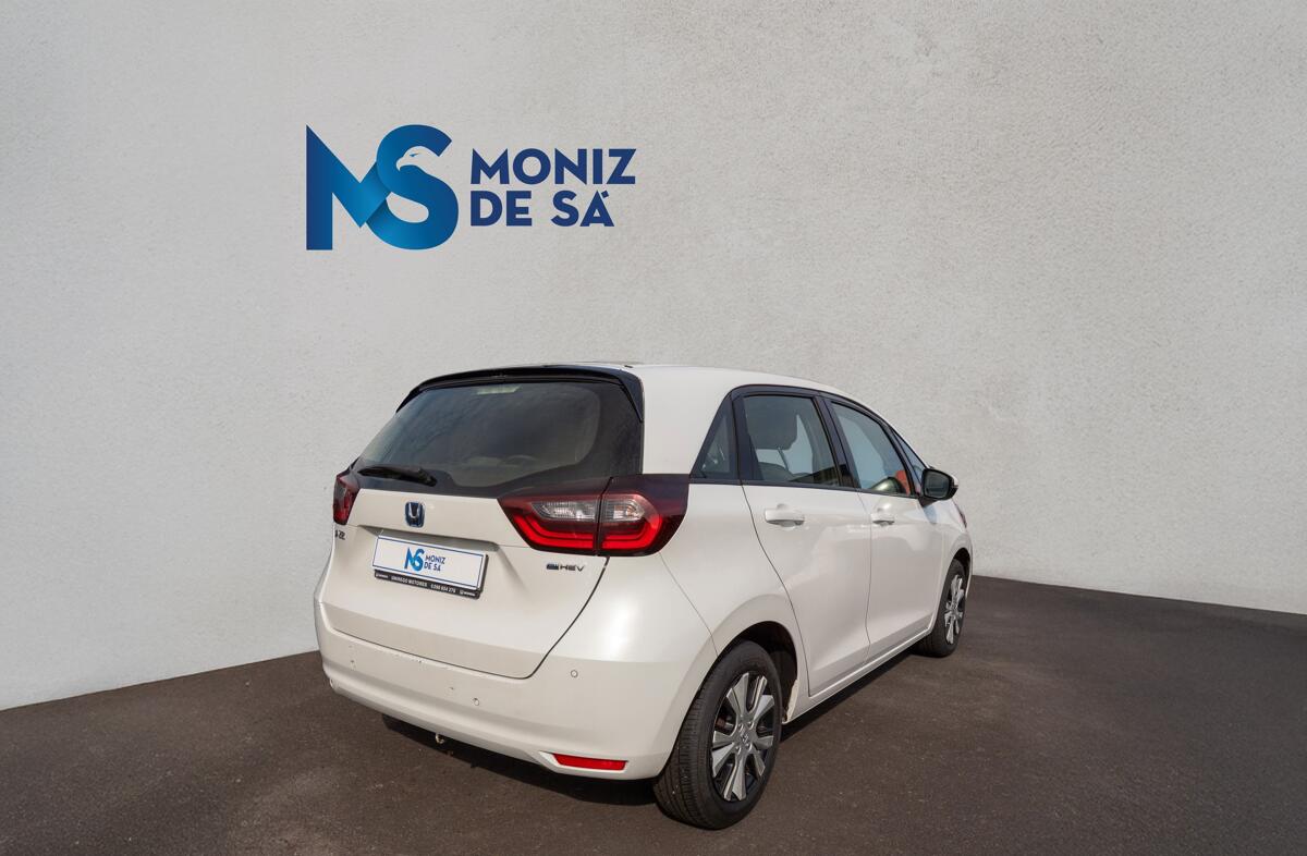 HONDA Jazz 1.5 i-MMD Elegance