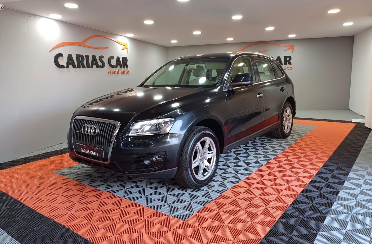 AUDI Q5 2.0 TDi Exclusive S-tronic