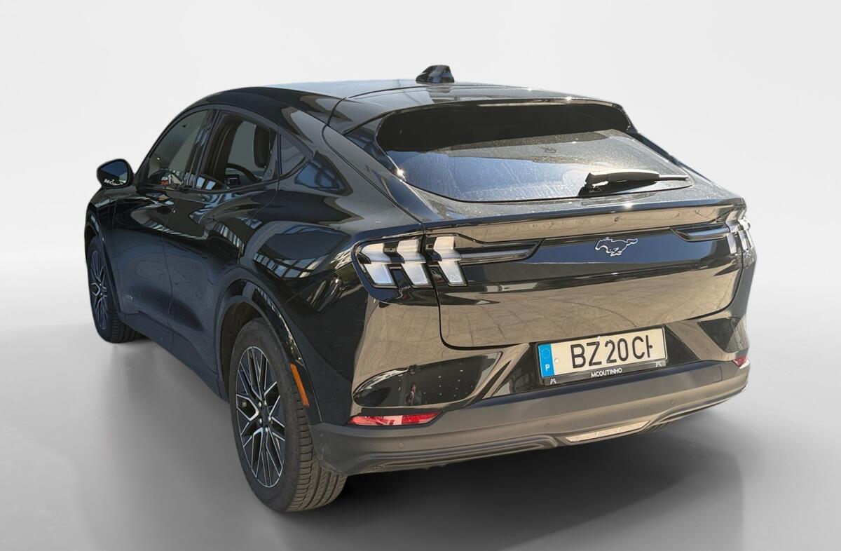 FORD Mustang Mach-E 87 kWh Premium