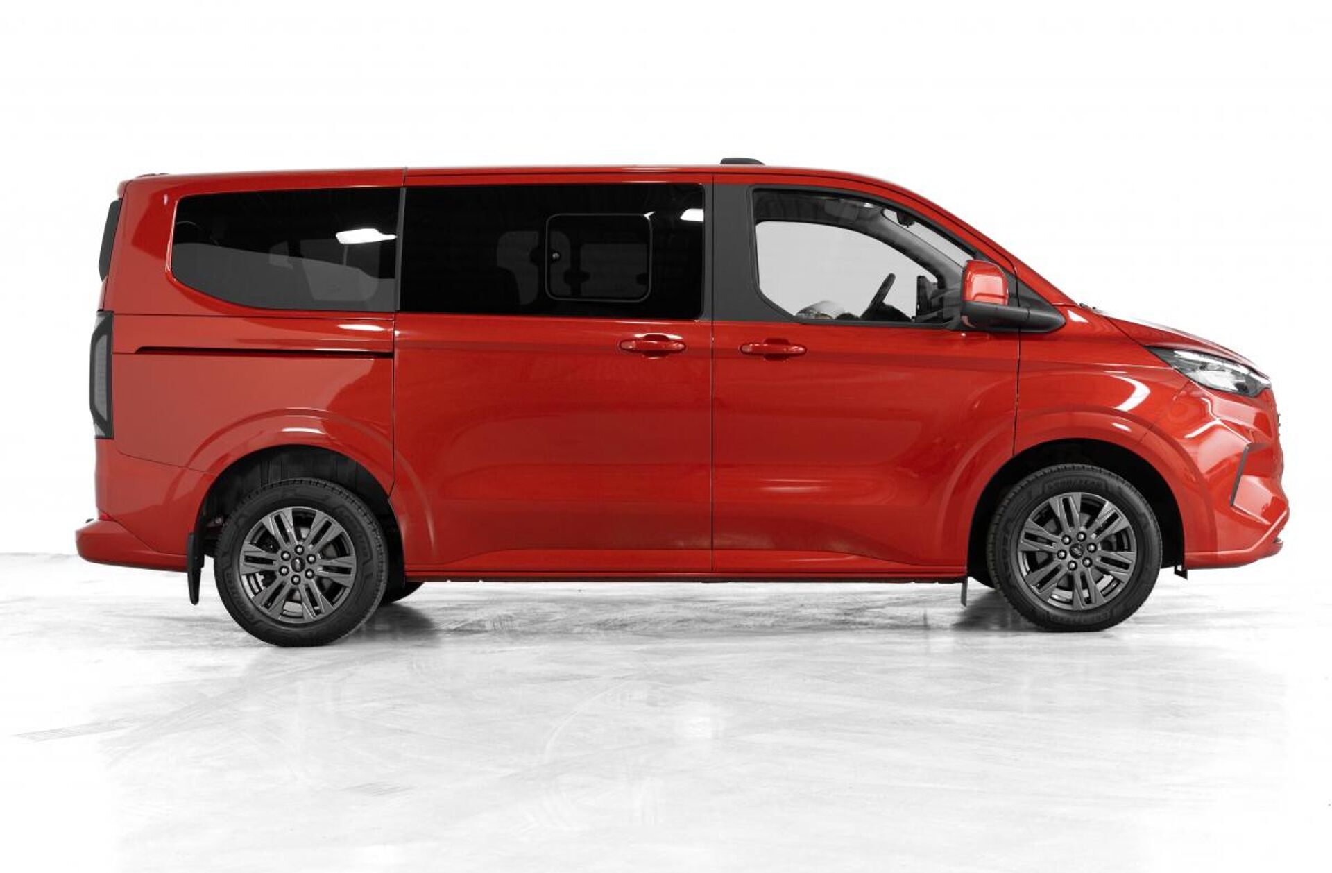 FORD Transit Tourneo Custom 2.0 EcoBlue Titanium Aut.