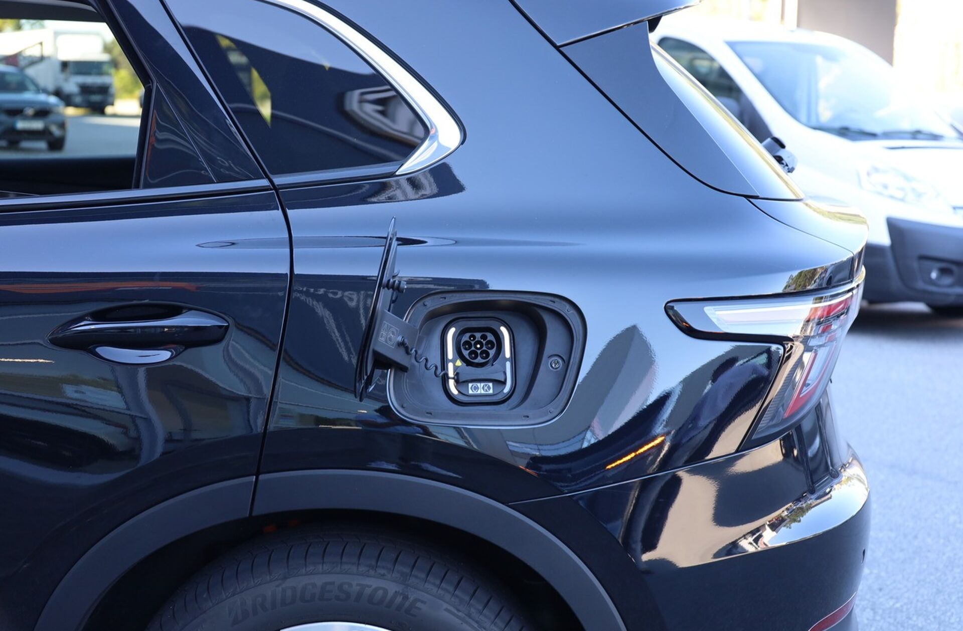 MG ZS 72.6 kWh Luxury