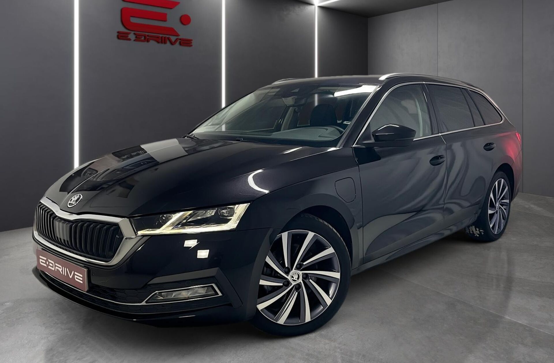 SKODA Octavia 1.4 TSI iV Ambition DSG