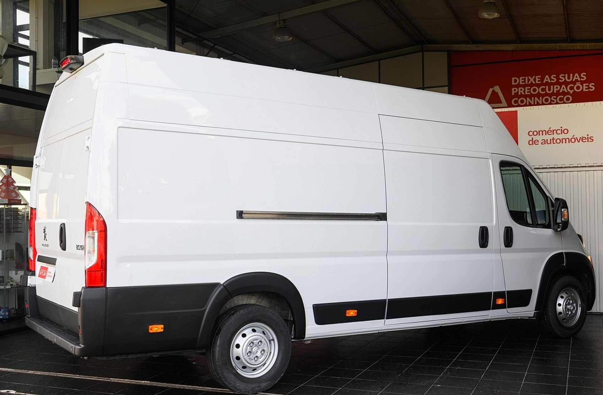 PEUGEOT Boxer 2.2 BlueHDi 435 L4 CD