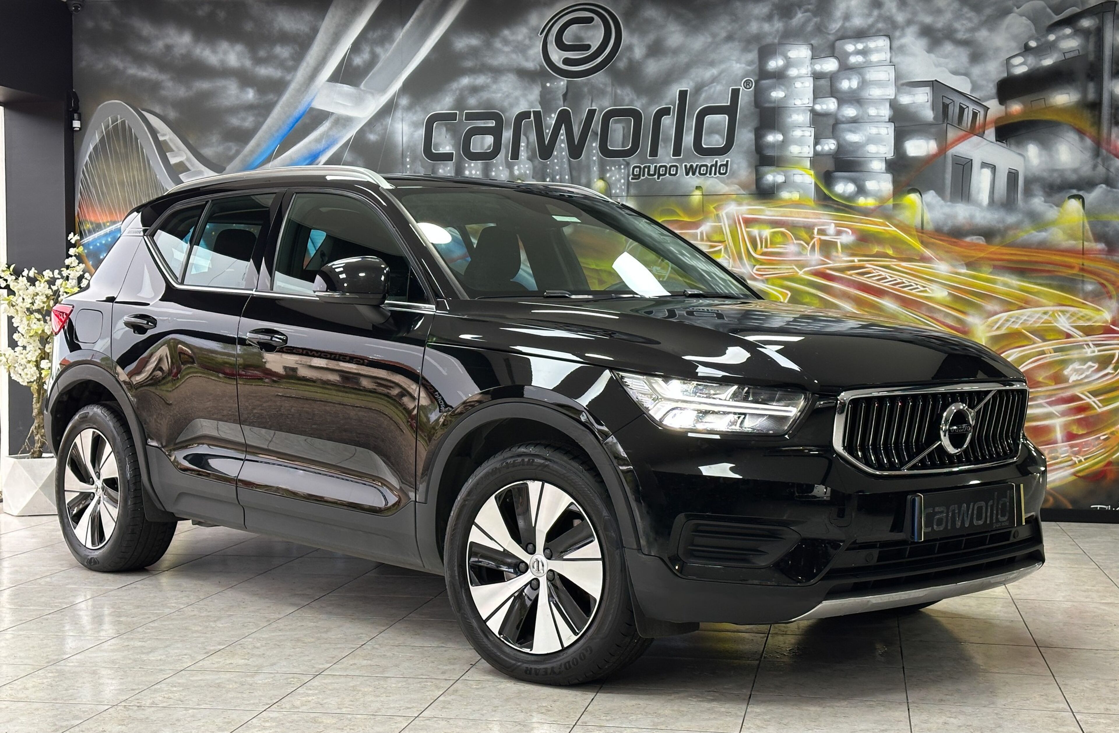 VOLVO XC40 T5 PHEV Inscription Expression