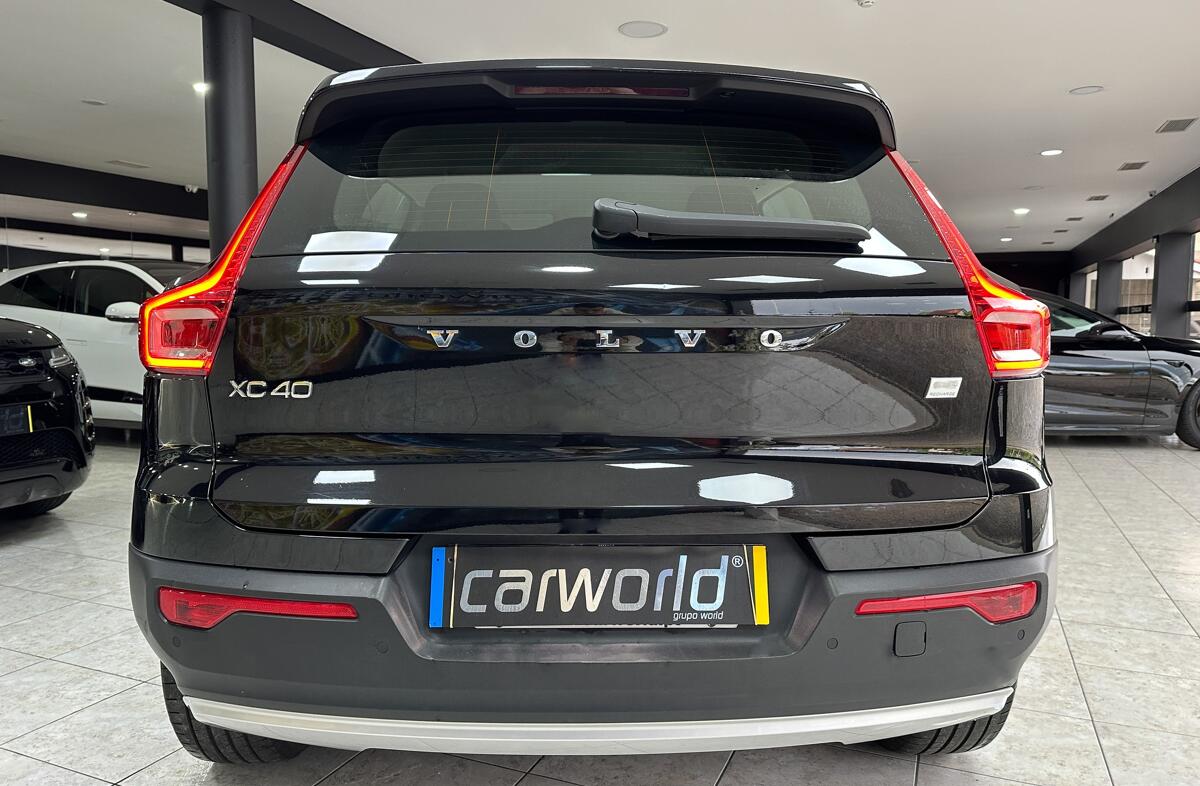 VOLVO XC40 1.5 T5 PHEV Inscription Expression