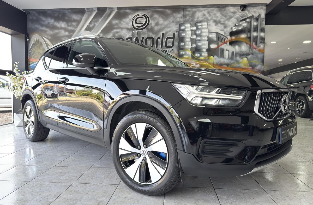 VOLVO XC40 1.5 T5 PHEV Inscription Expression