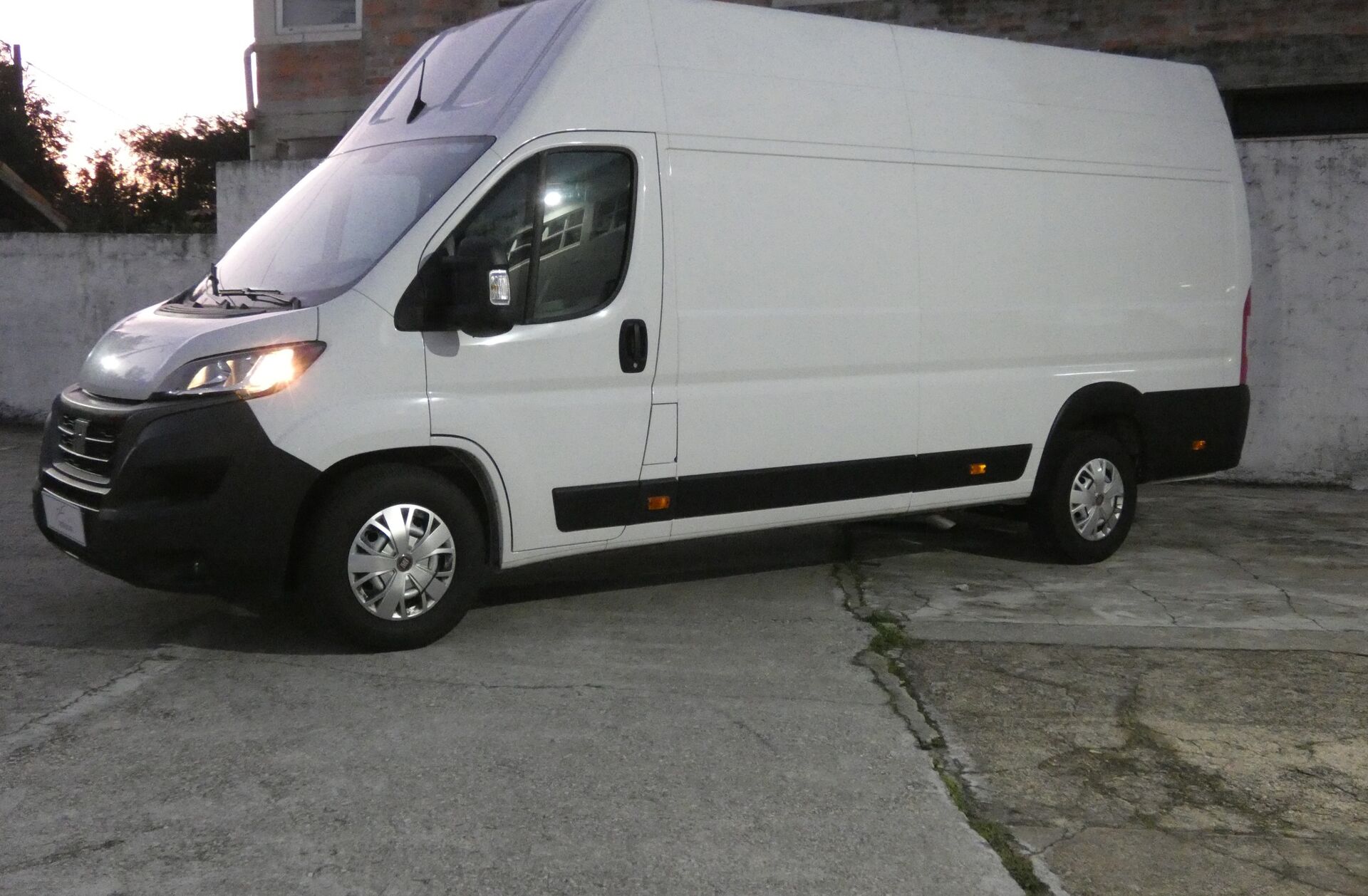 FIAT Ducato Maxi 35 2.2 M-Jet XLH3