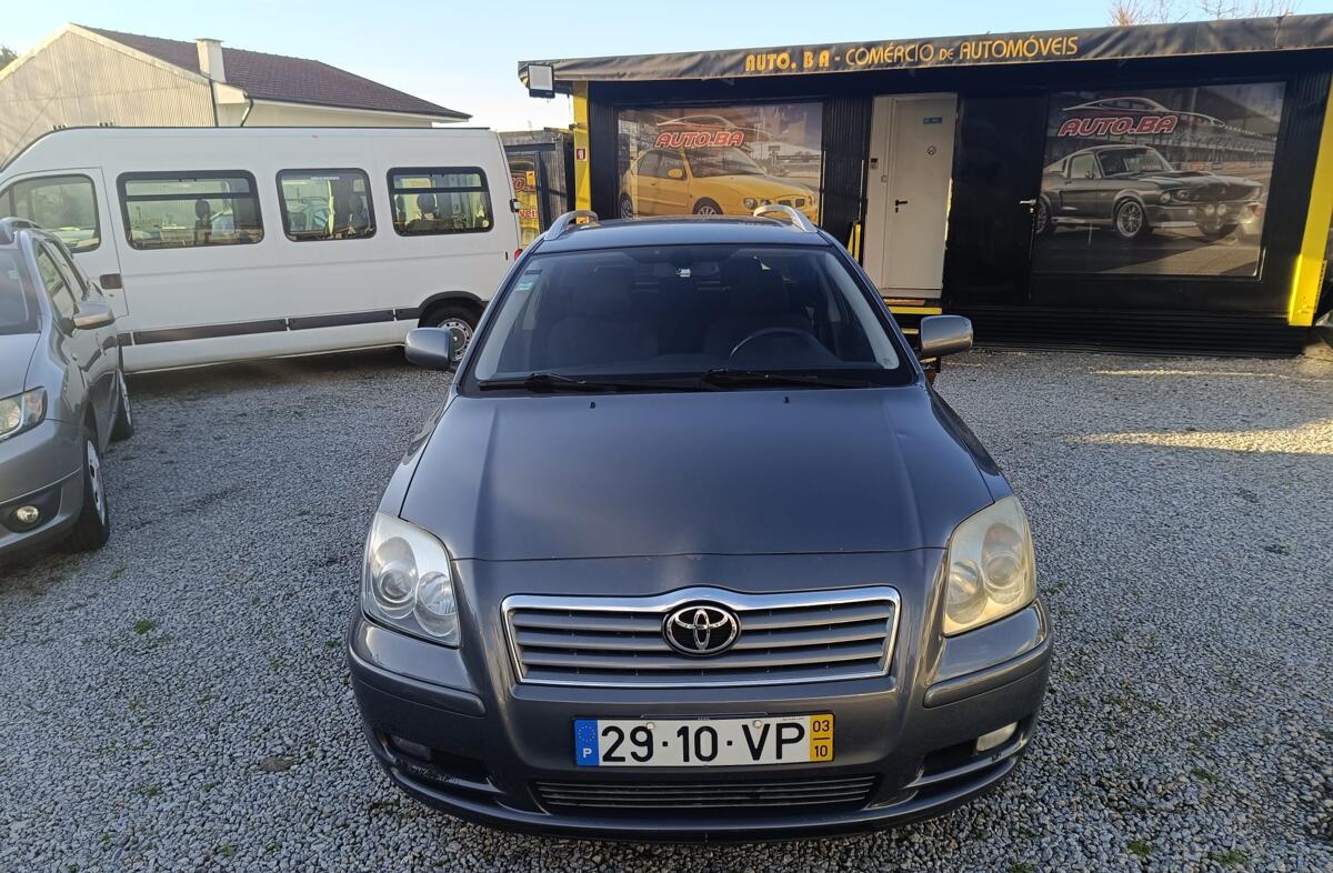 TOYOTA Avensis LB 2.0 D-4D Sol