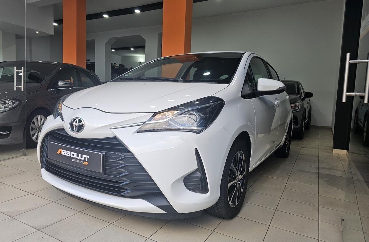 TOYOTA Yaris 1.0 VVT-i Active