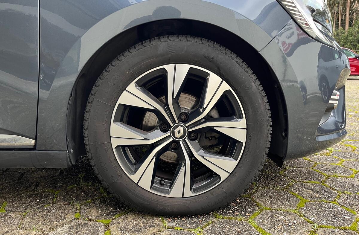 RENAULT Clio 1.0 TCe Limited Bi-Fuel