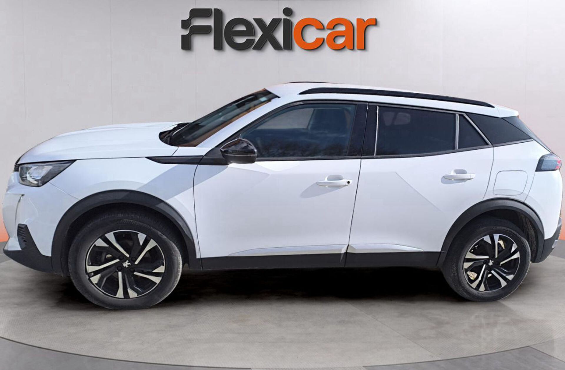 PEUGEOT 2008 1.2 PureTech Allure