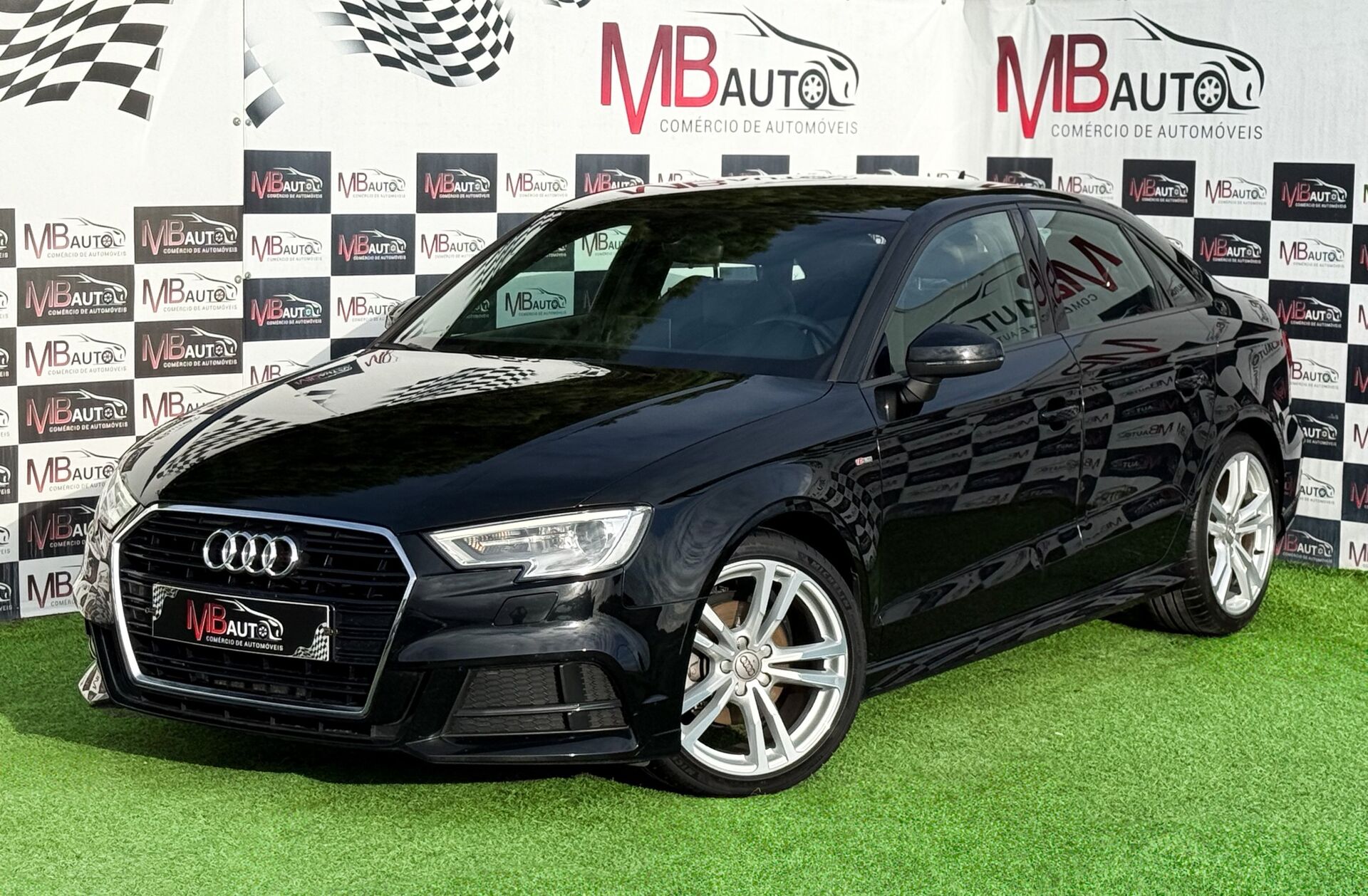 AUDI A3 1.6 TDI S-line