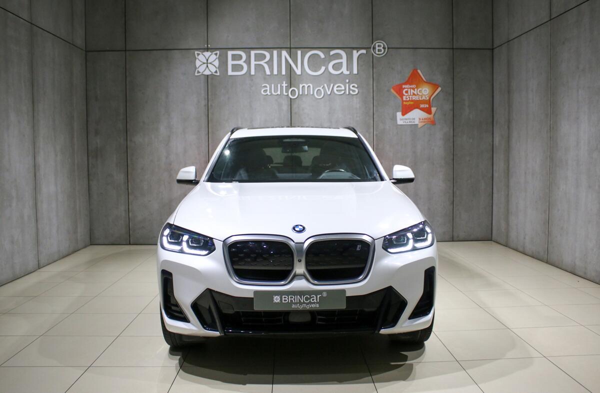 BMW iX3 M Sport Impressive