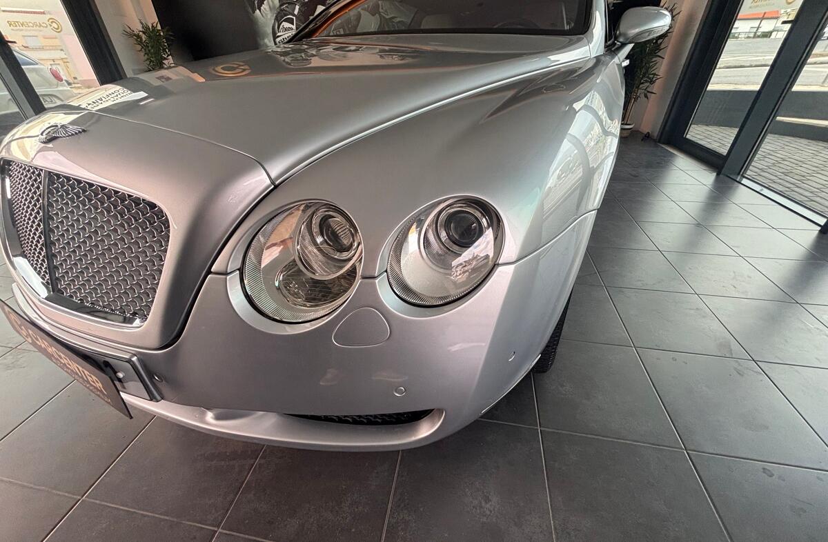 BENTLEY Continental Flying Spur