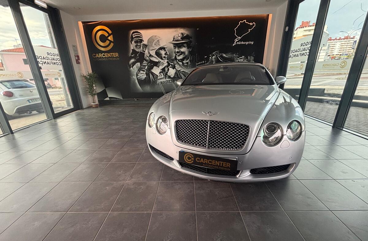 BENTLEY Continental Flying Spur