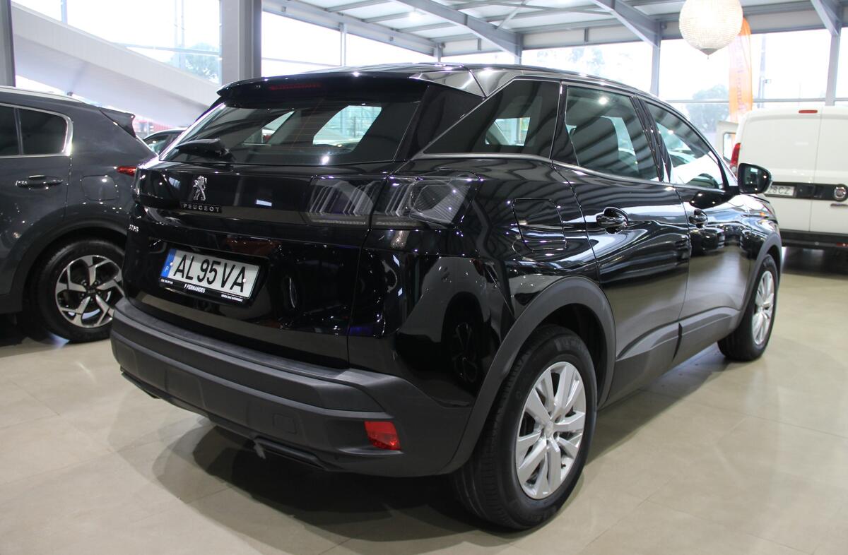 PEUGEOT 3008 1.5 BlueHDi Active Pack