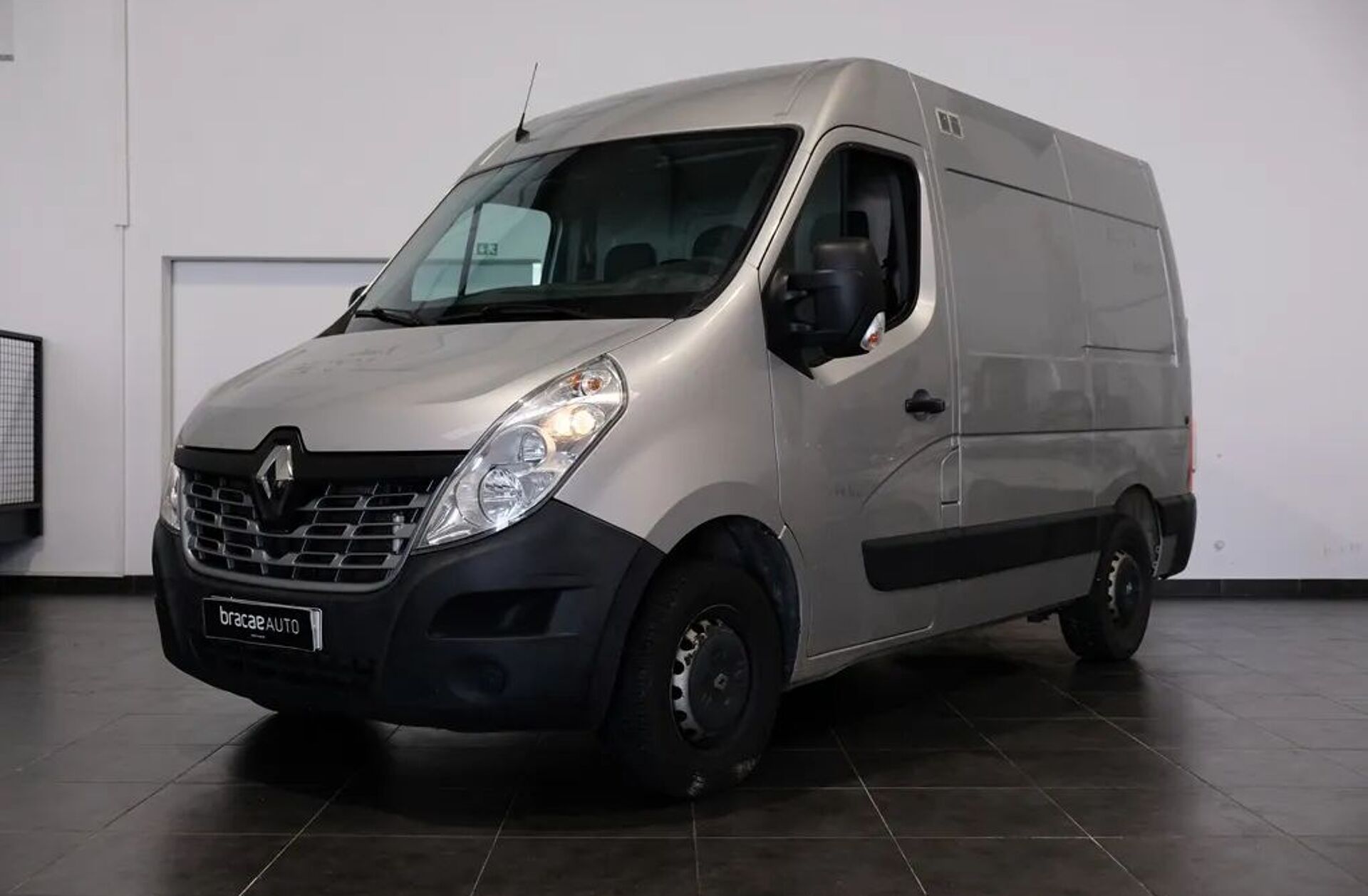 RENAULT Master 2.3 DCI 145cv L1H2 c/IVA