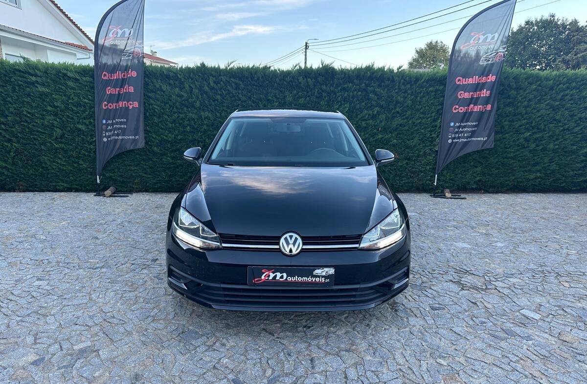 VOLKSWAGEN Golf 1.6 TDI Confortline