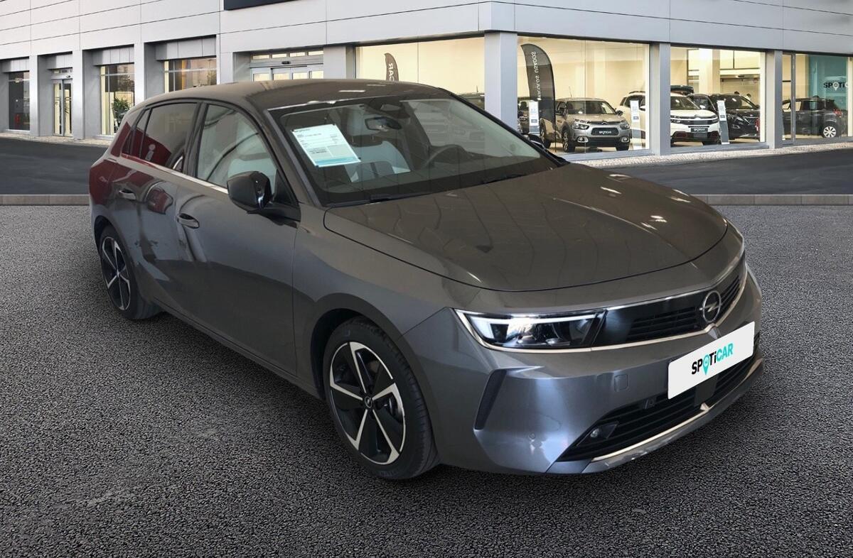 OPEL Astra 1.2 T Elegance