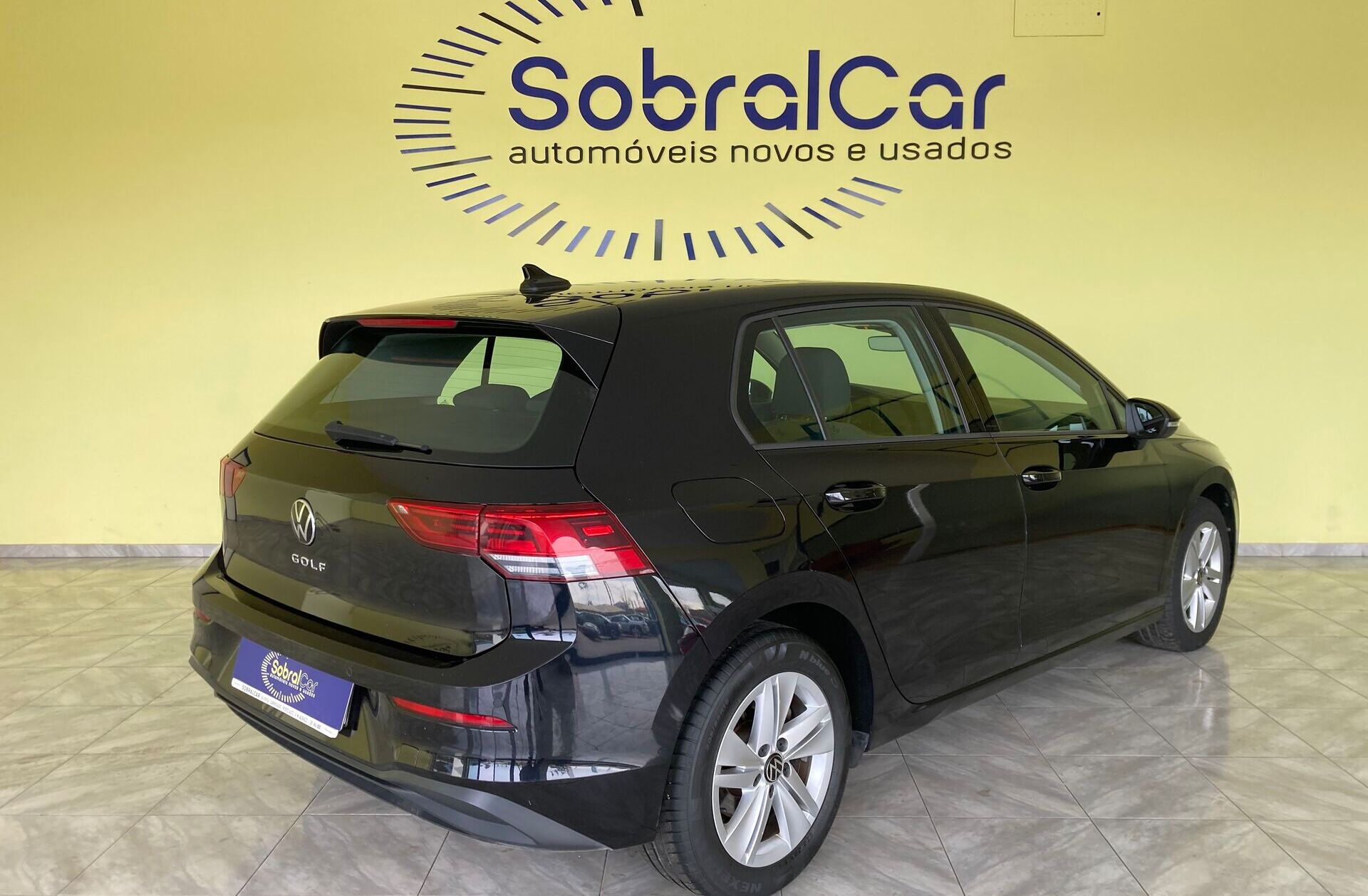 VOLKSWAGEN Golf 1.0 TSI Life