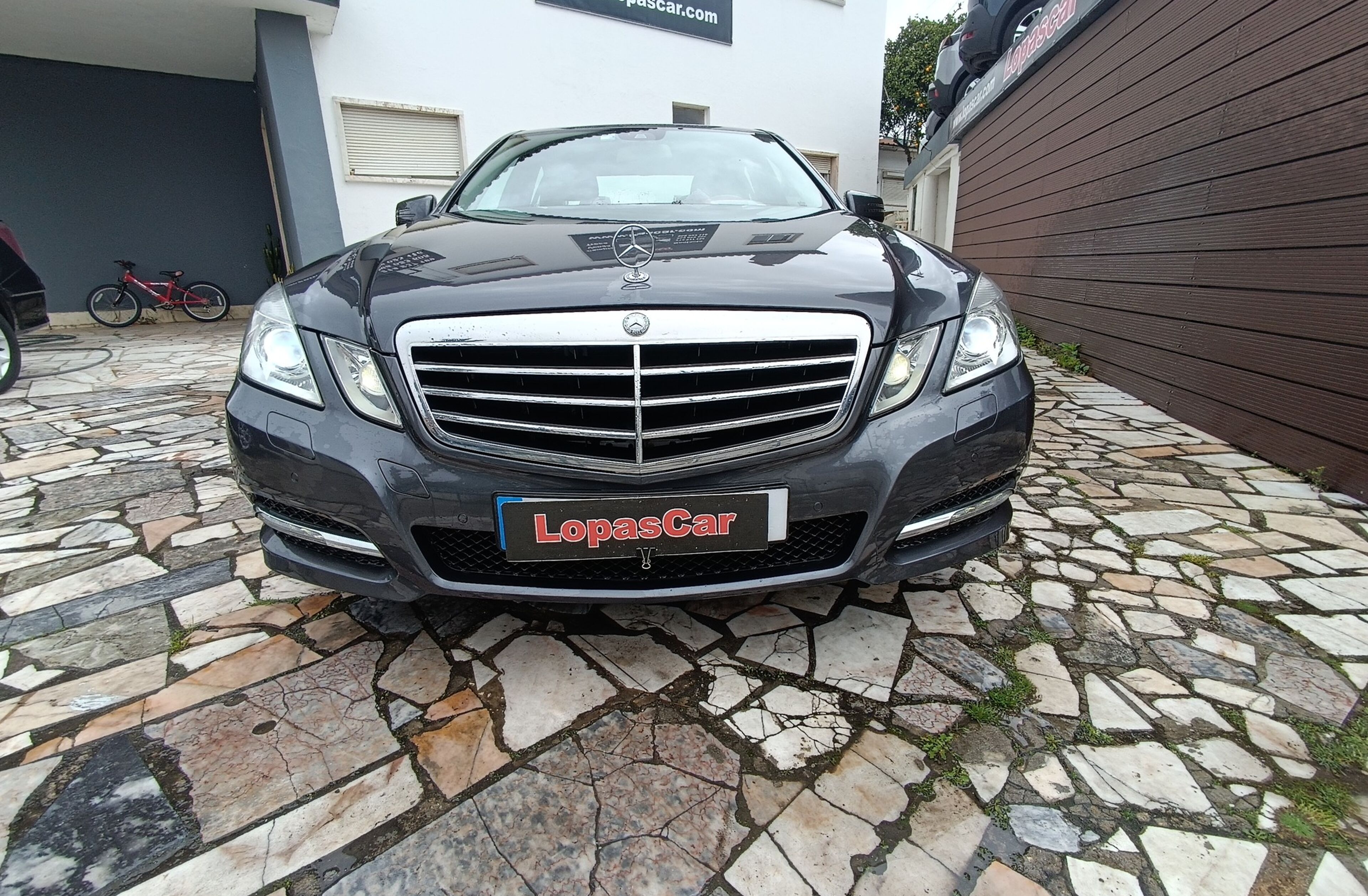 MERCEDES Classe E E 220 CDi Avantgarde BE Auto.