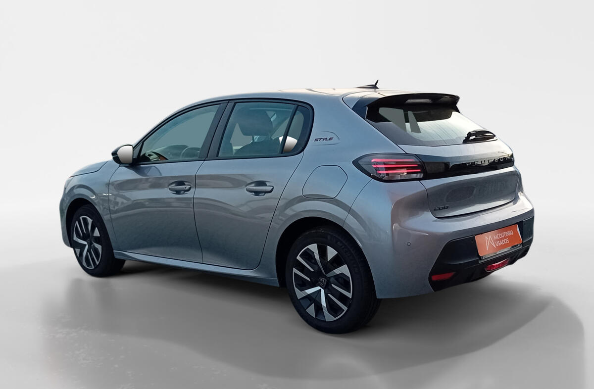 PEUGEOT 208 1.2 PureTech Style