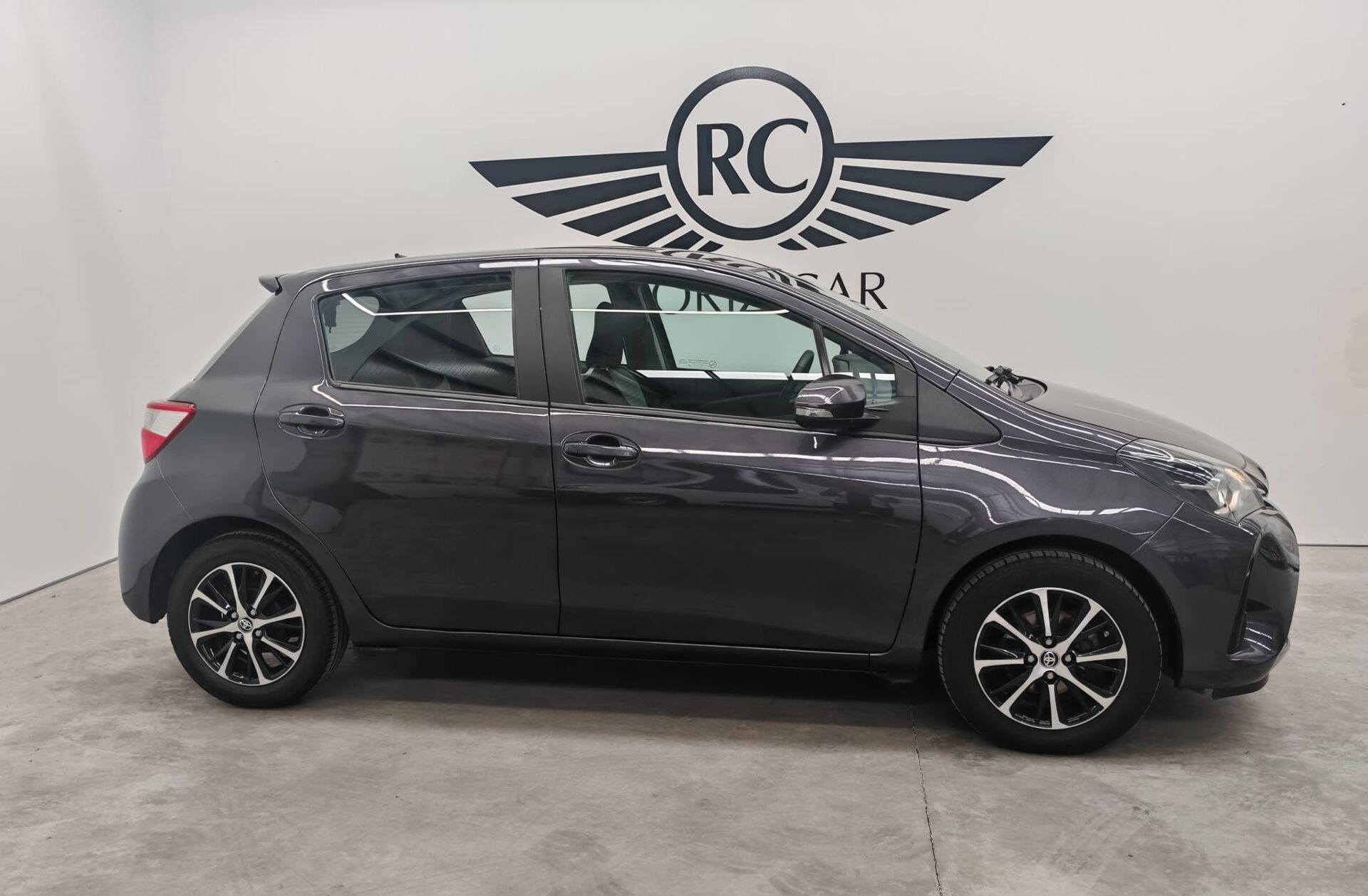 TOYOTA Yaris 1.0 VVT-i Active