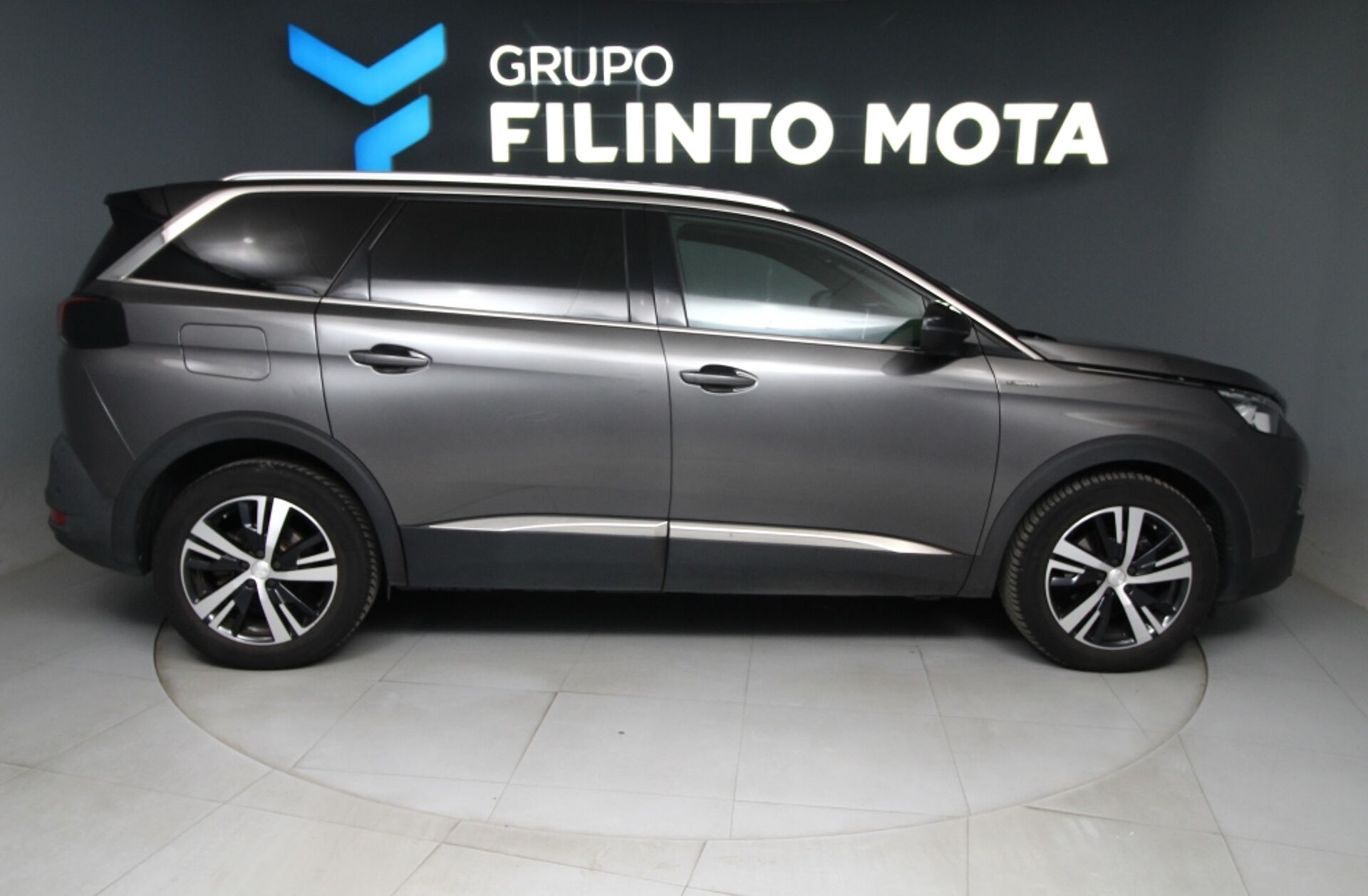 PEUGEOT 5008 1.5 BlueHDi GT Line
