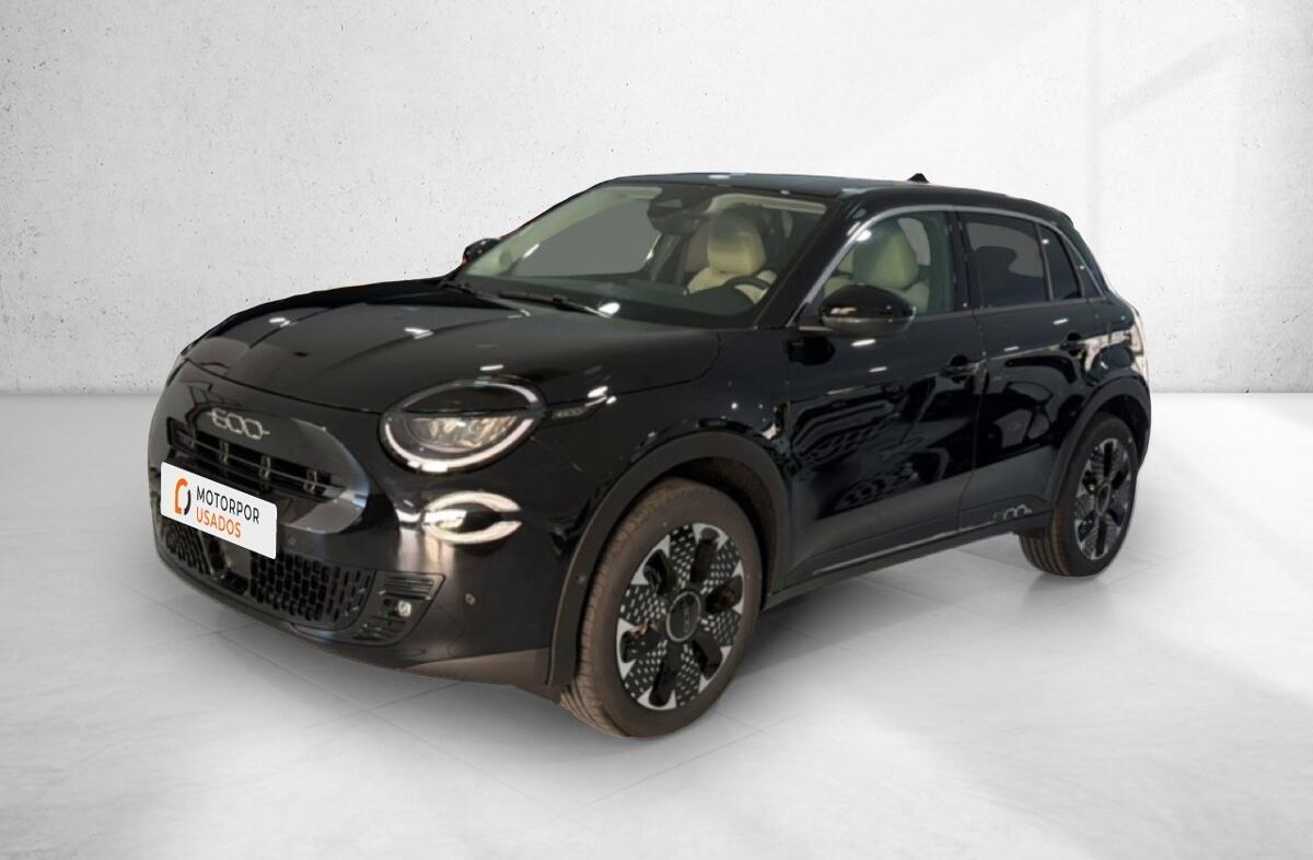 FIAT 600 1.2 Hybrid La Prima