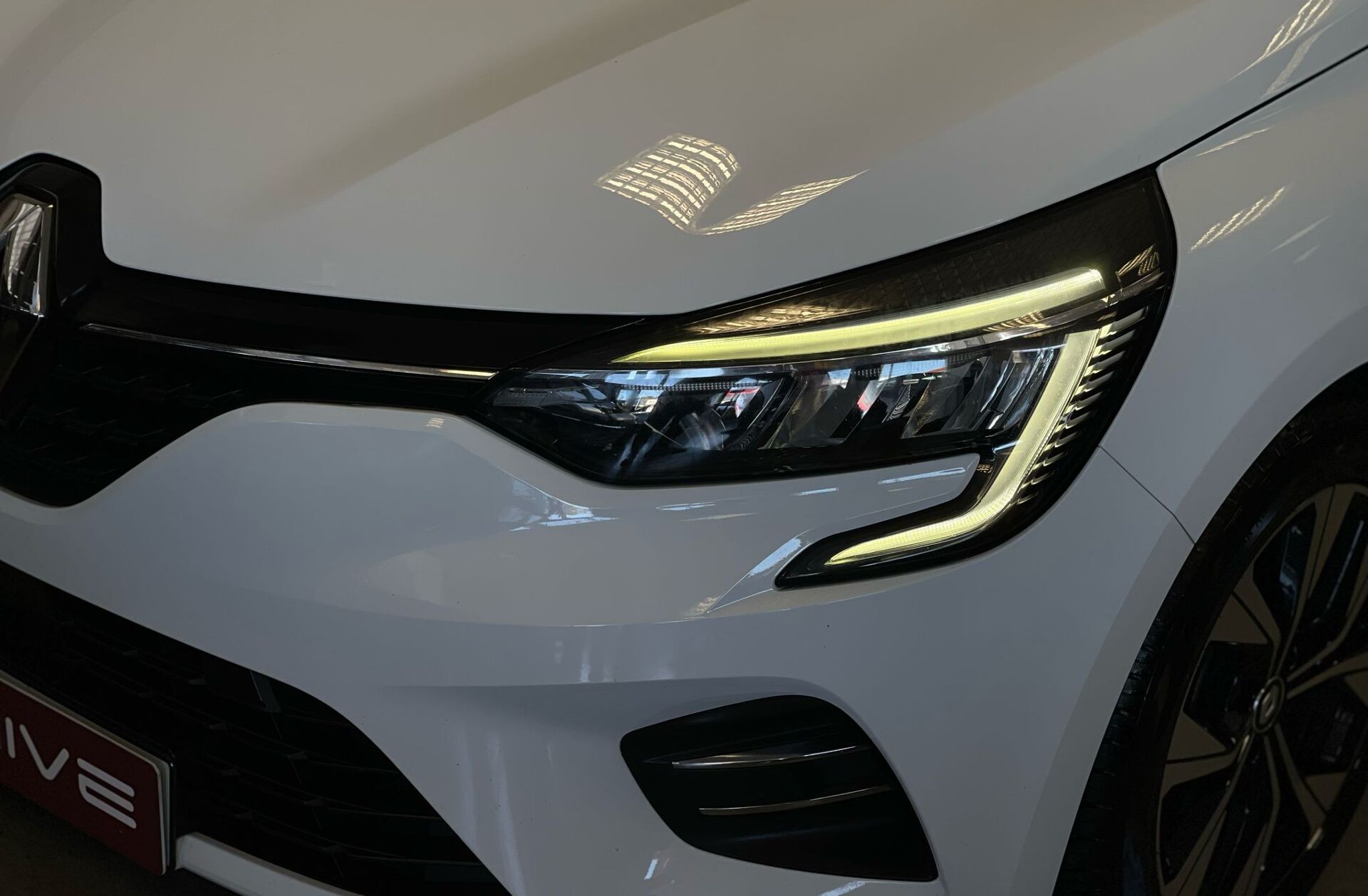 RENAULT Clio 1.0 TCe Limited Bi-Fuel