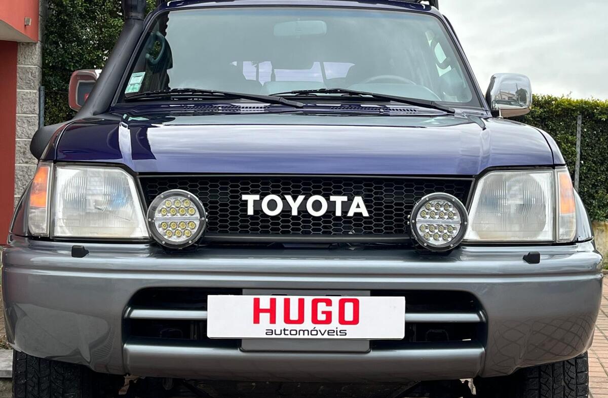 TOYOTA Land Cruiser 3.0 TD Pack 2