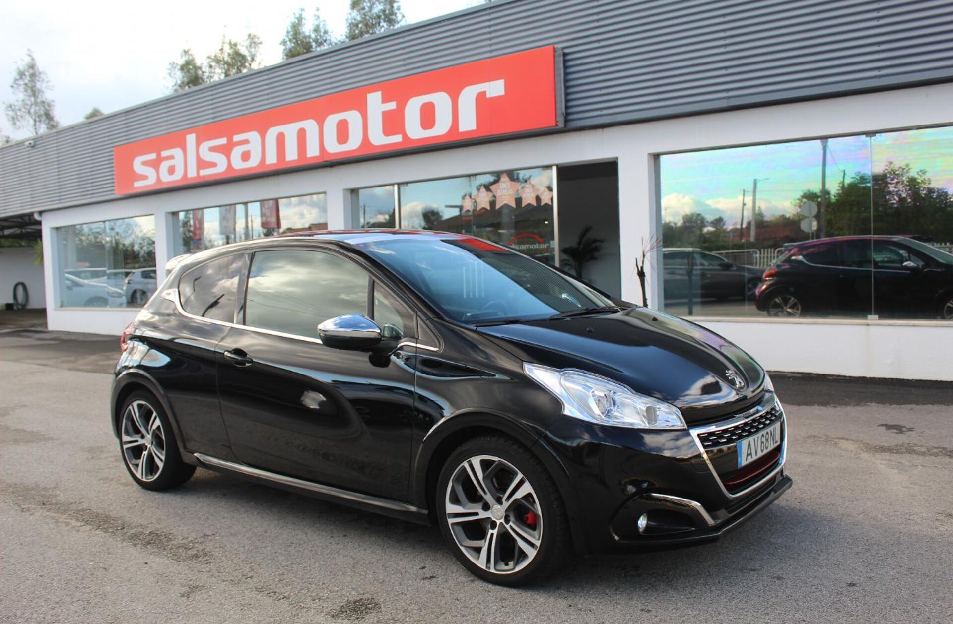 PEUGEOT 208 1.6 e-THP GTi