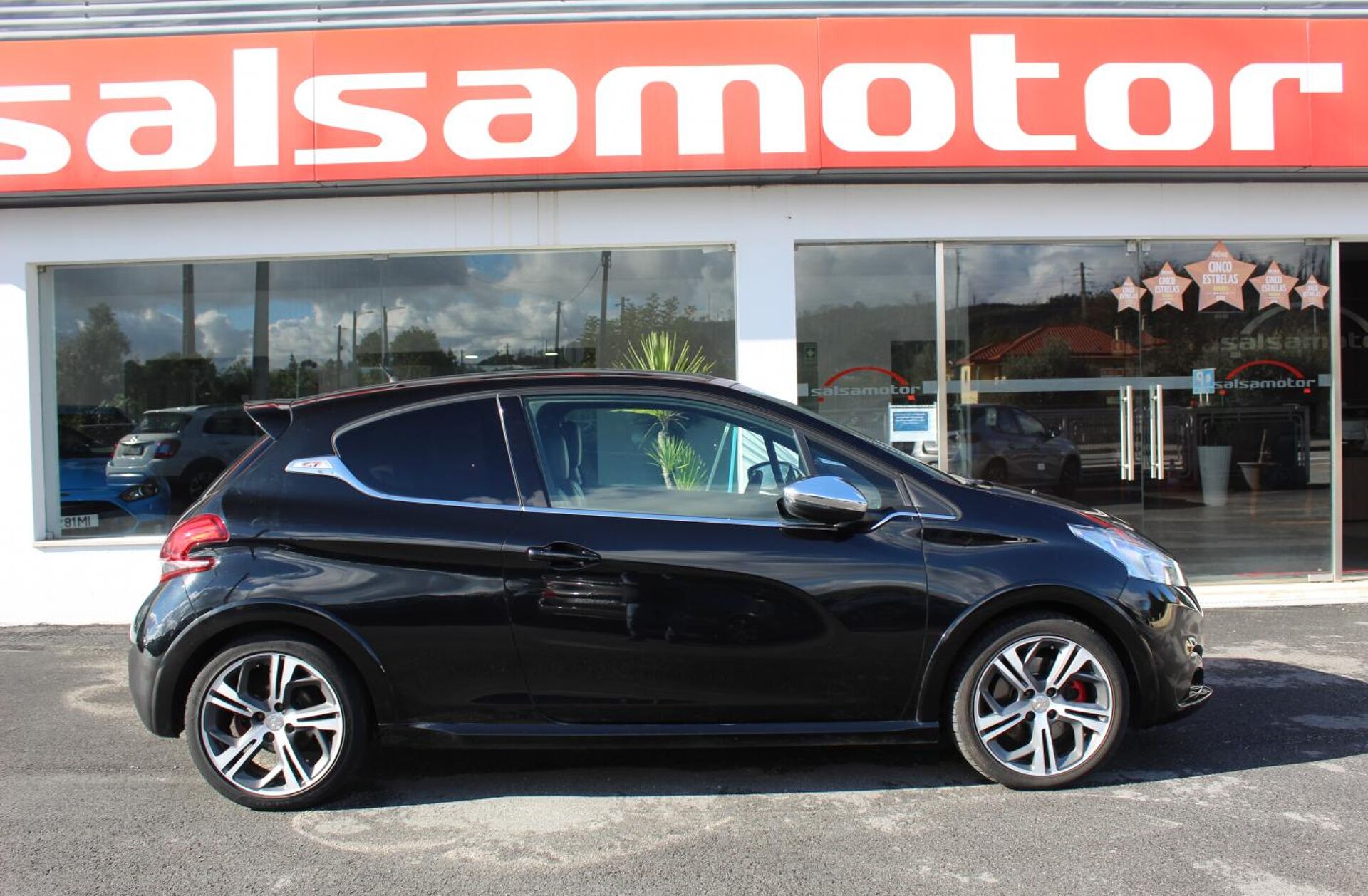 PEUGEOT 208 1.6 e-THP GTi