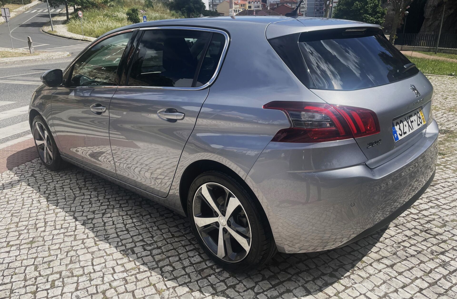 PEUGEOT 308 1.5 BlueHDi Allure