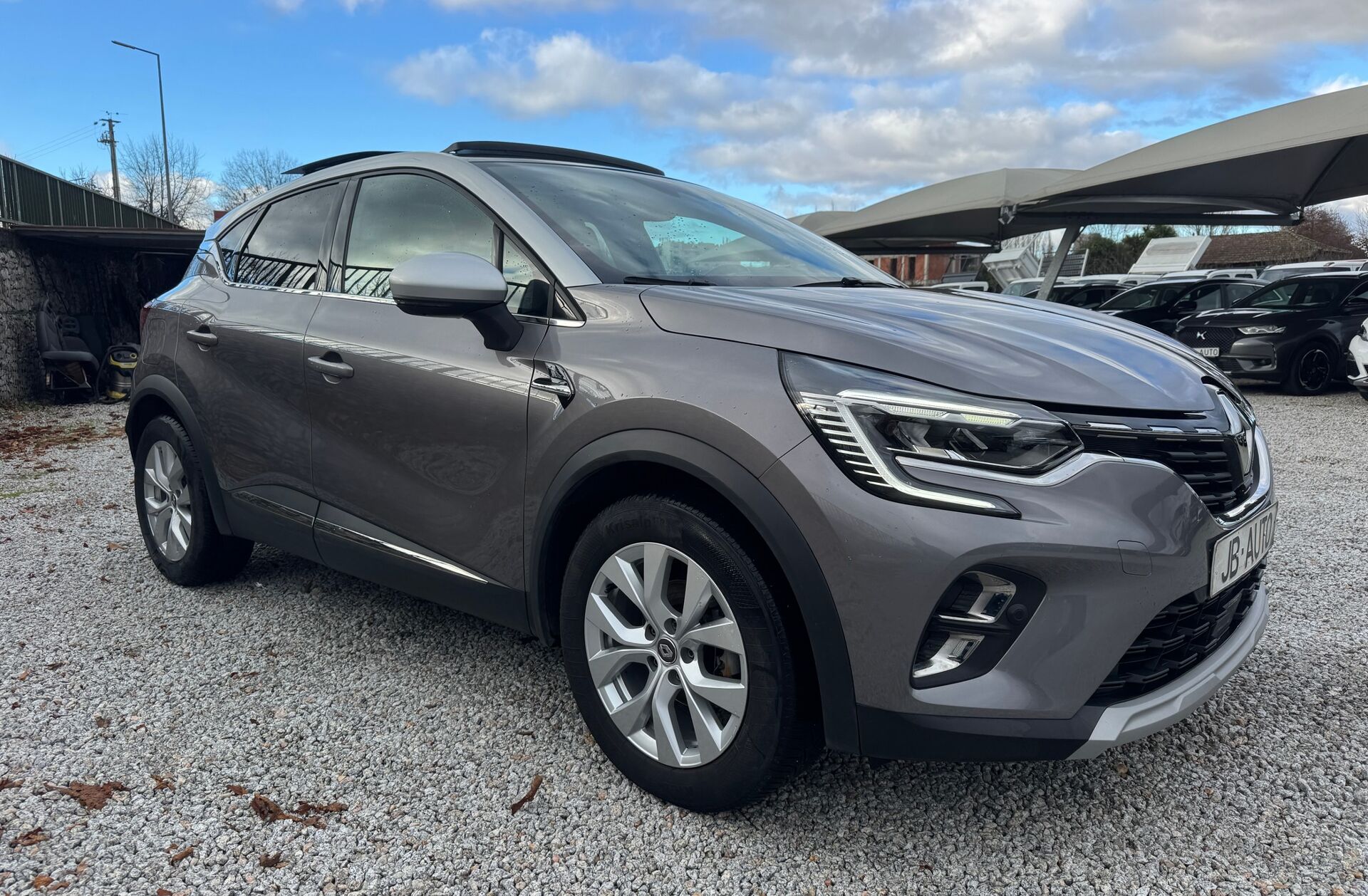 RENAULT Captur 0.9 TCe Exclusive