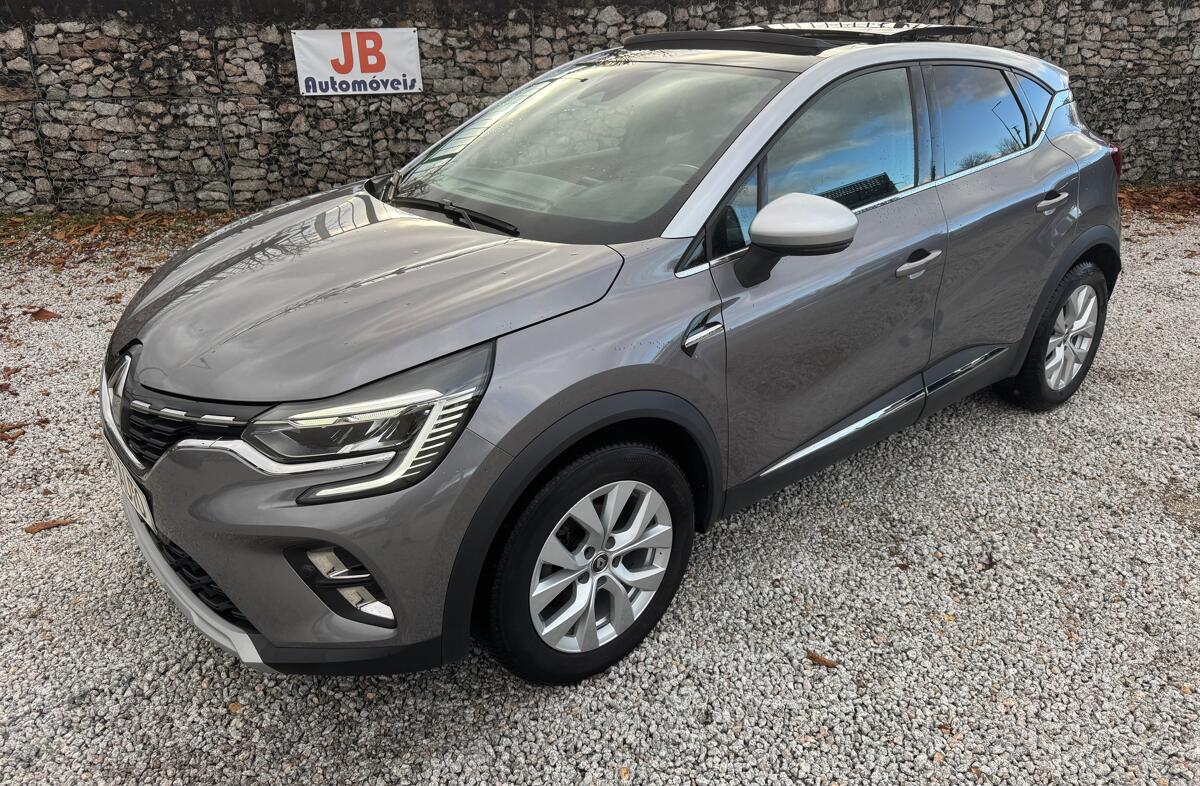 RENAULT Captur 0.9 TCe Exclusive