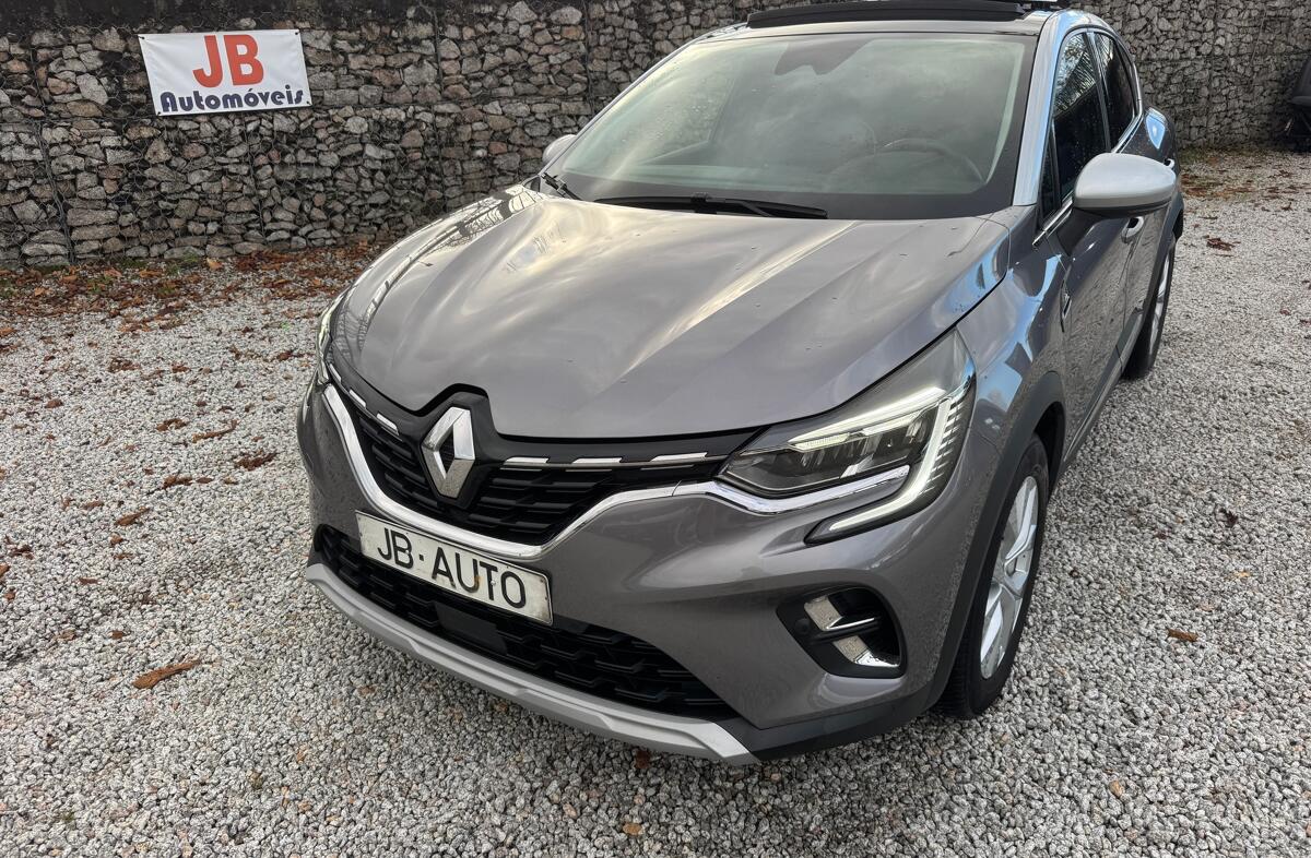 RENAULT Captur 0.9 TCe Exclusive