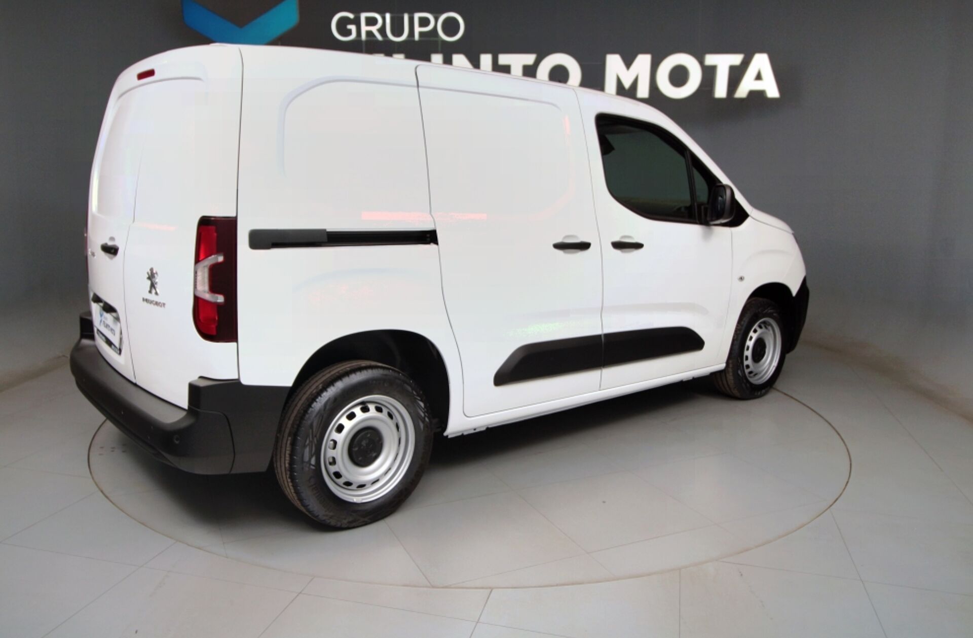 PEUGEOT Partner 1.5 BlueHDi Premium Standard