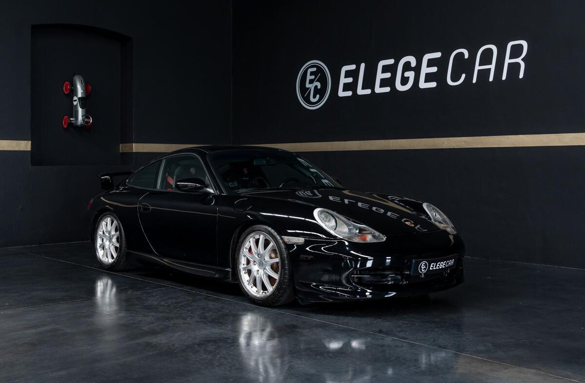 PORSCHE 911 Carrera Coupé GT3