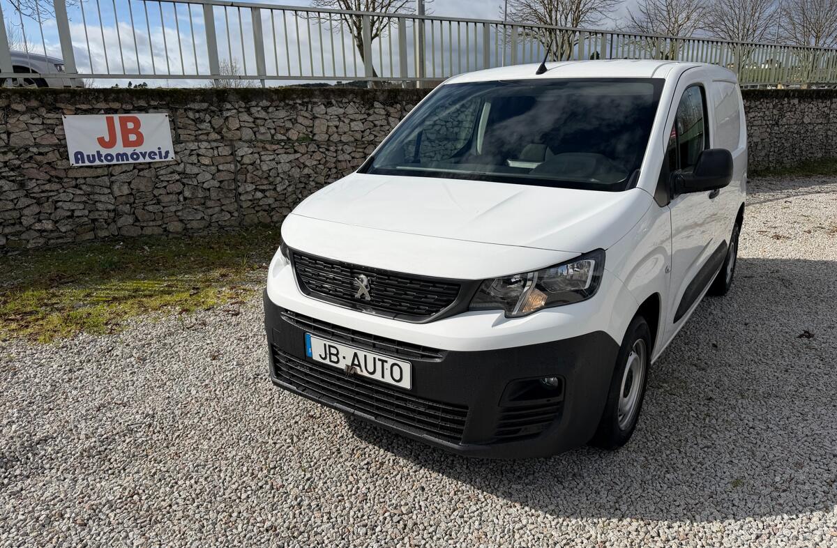 PEUGEOT Partner 1.5 BlueHDi Pre.St.Plus