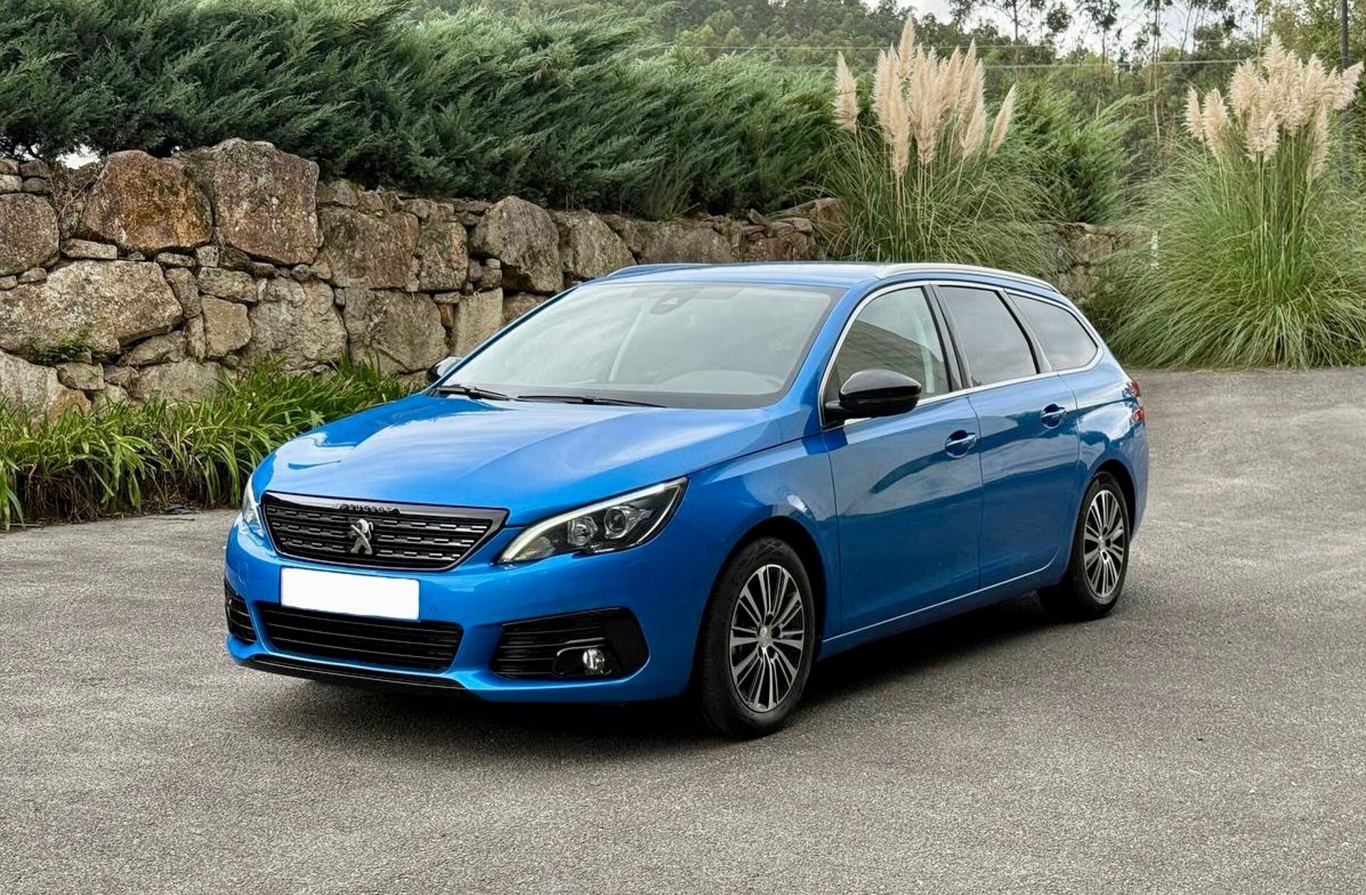 PEUGEOT 308 SW 1.2 PureTech Allure