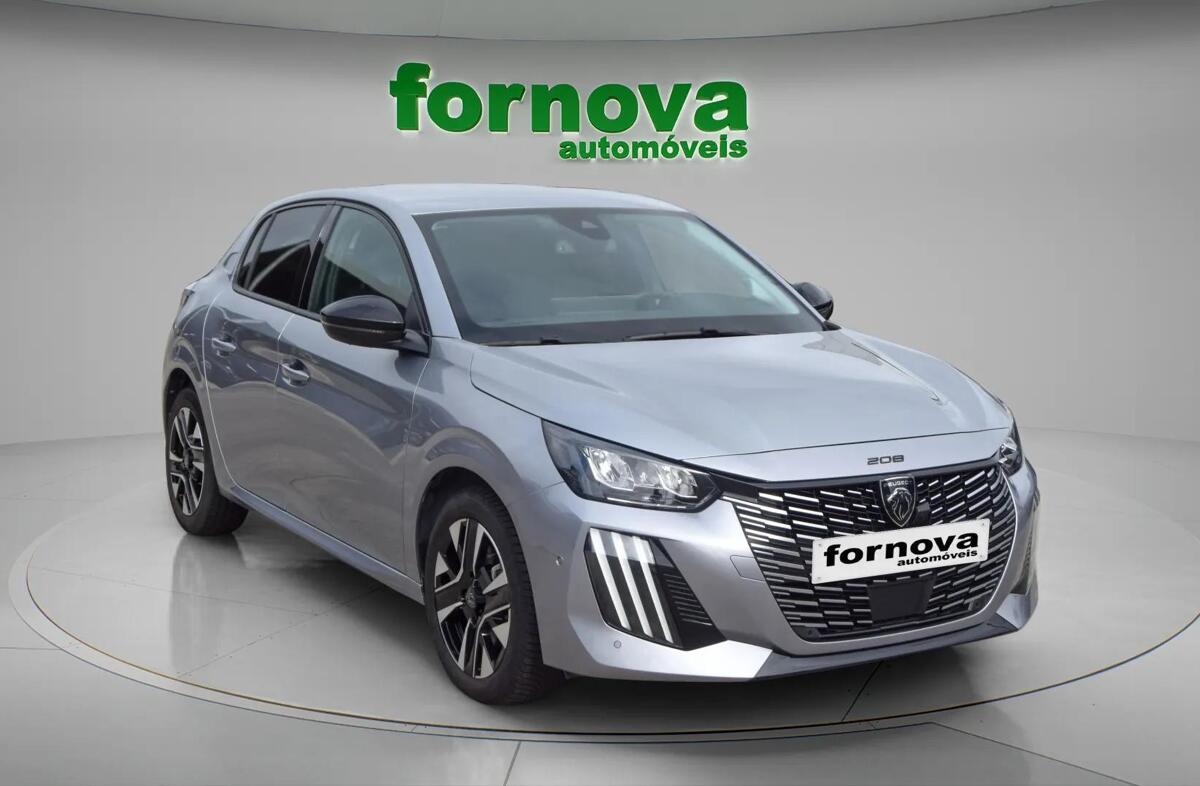 PEUGEOT 208 1.2 PureTech Allure