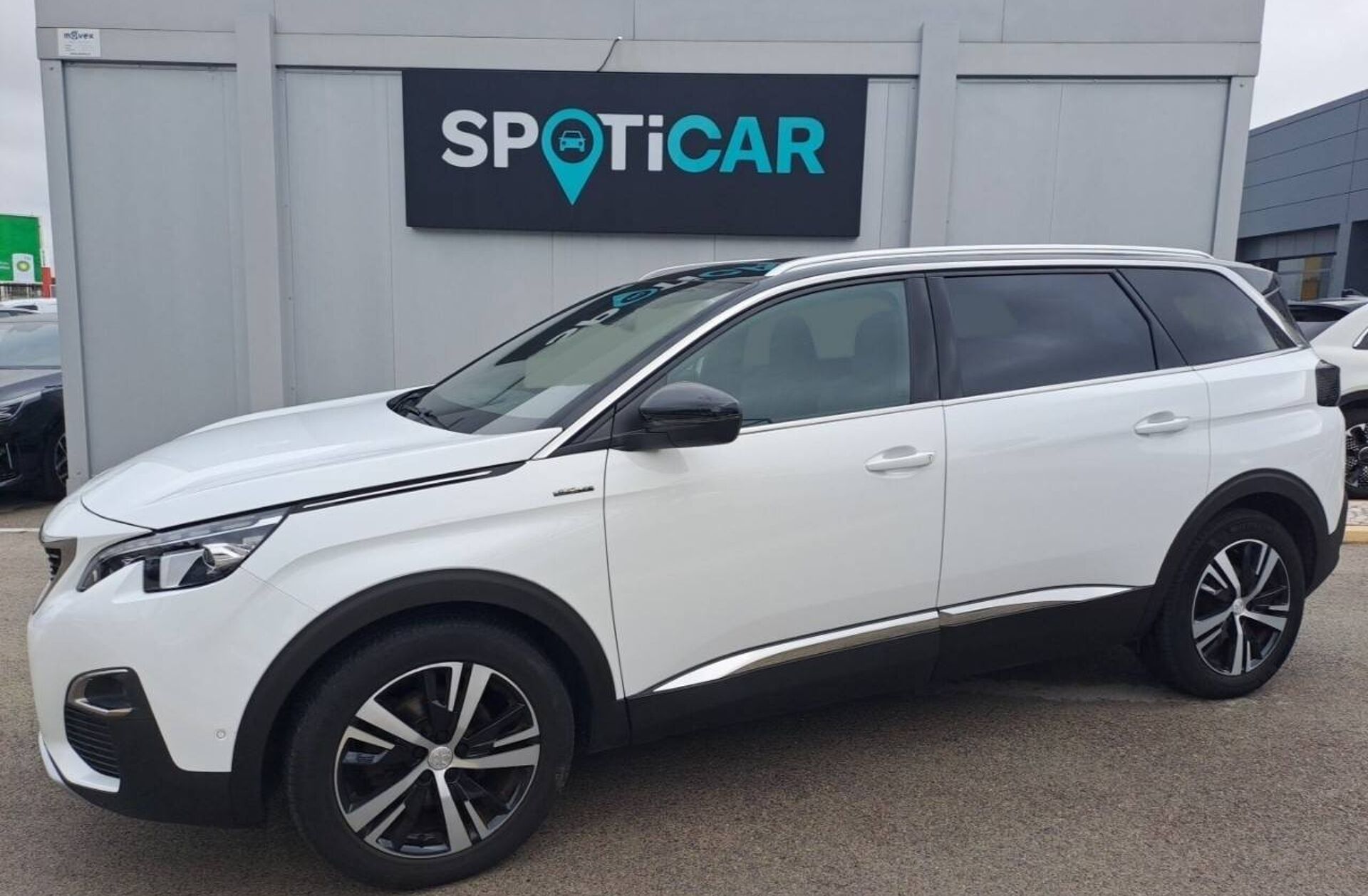 PEUGEOT 5008 1.5 BlueHDi   EAT8 GT Line