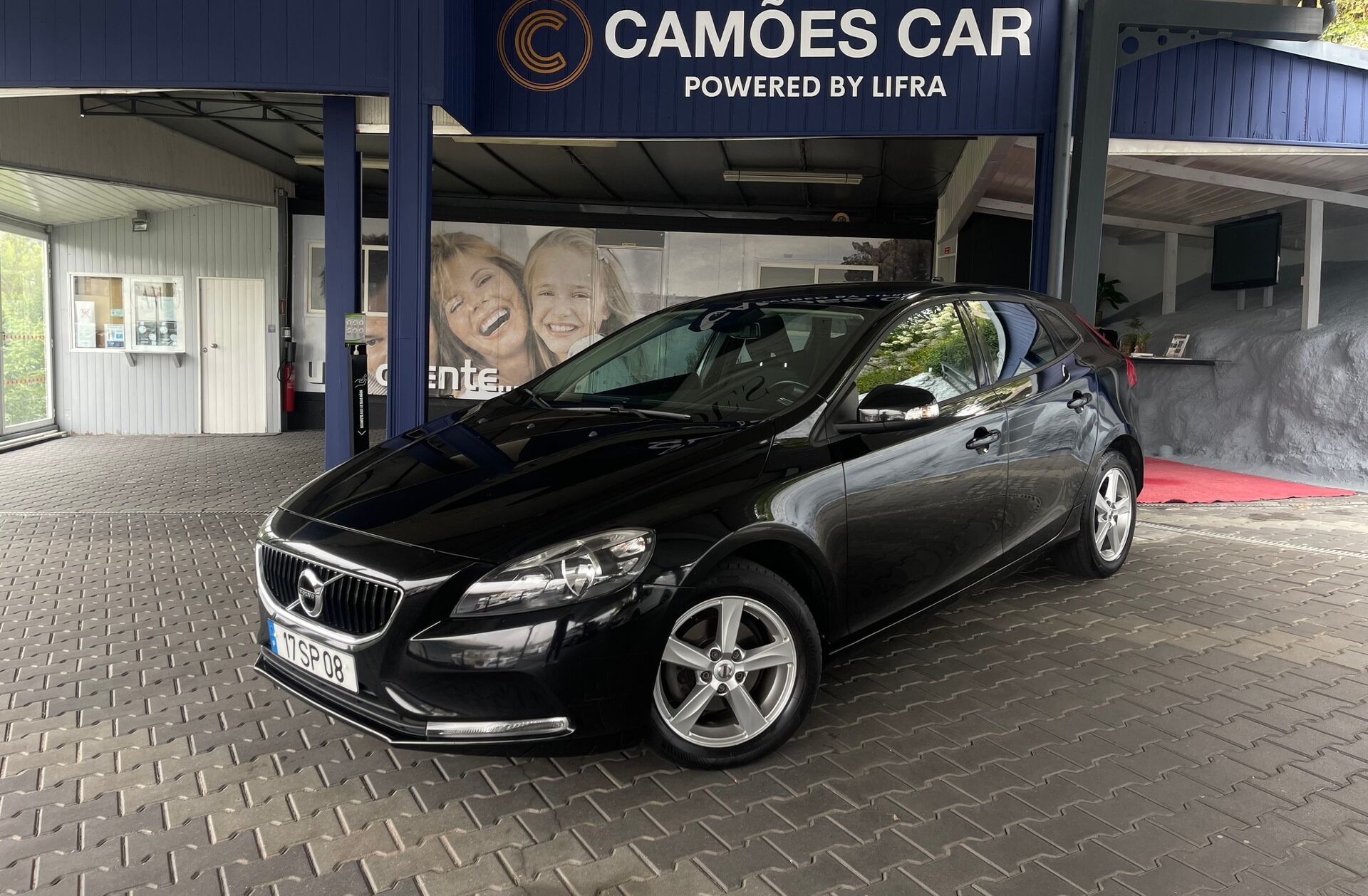 VOLVO V40 2.0 D2 Kinetic