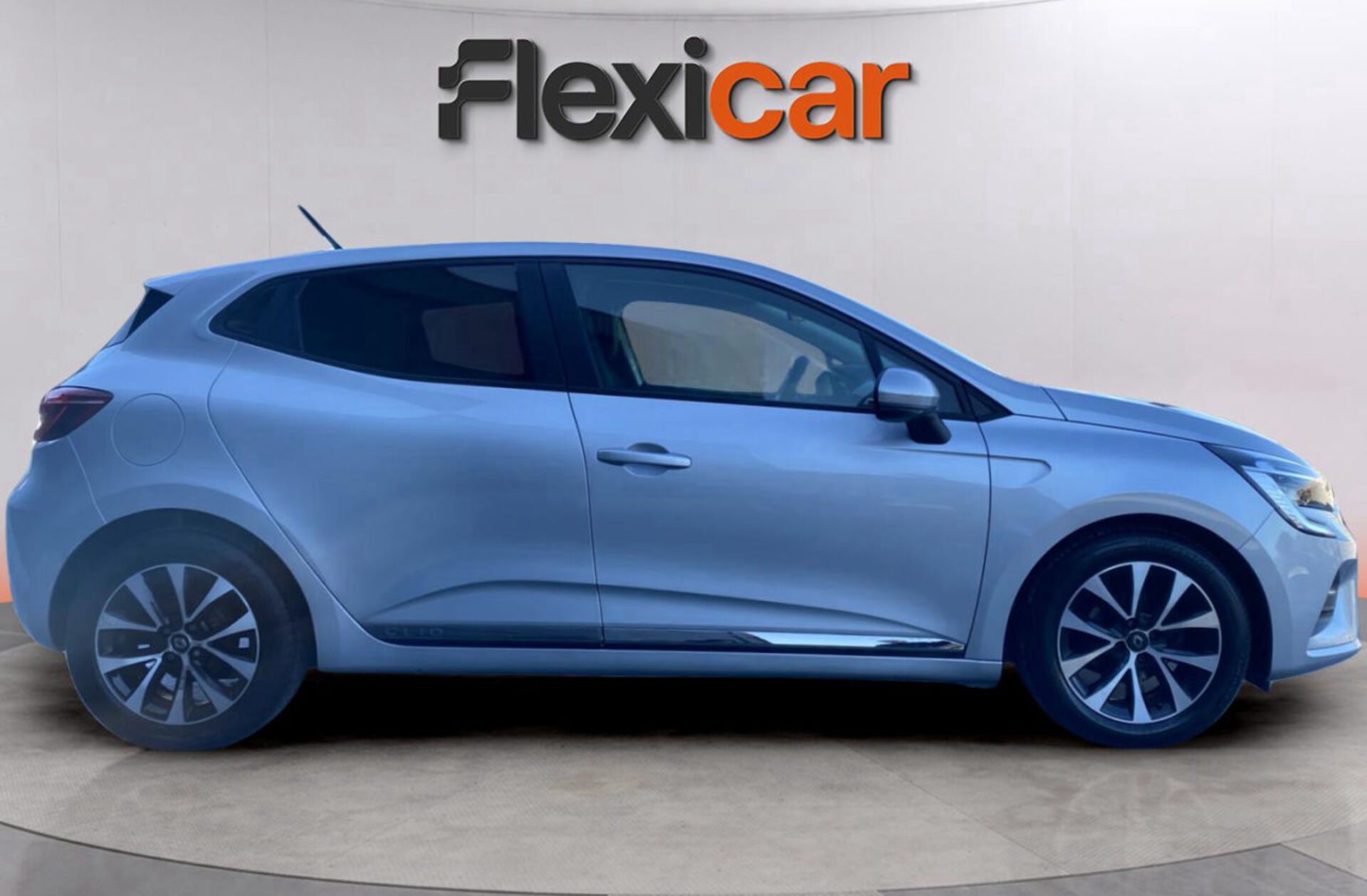 RENAULT Clio 1.0 TCe Intens Bi-Fuel