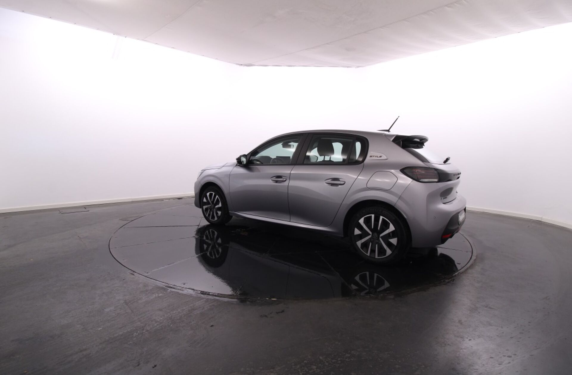 PEUGEOT 208 1.2 PureTech Style