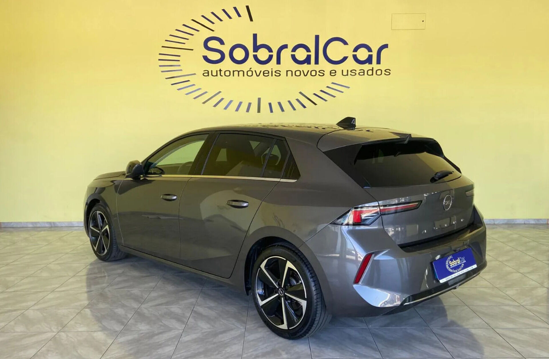 OPEL Astra 1.2 T Elegance