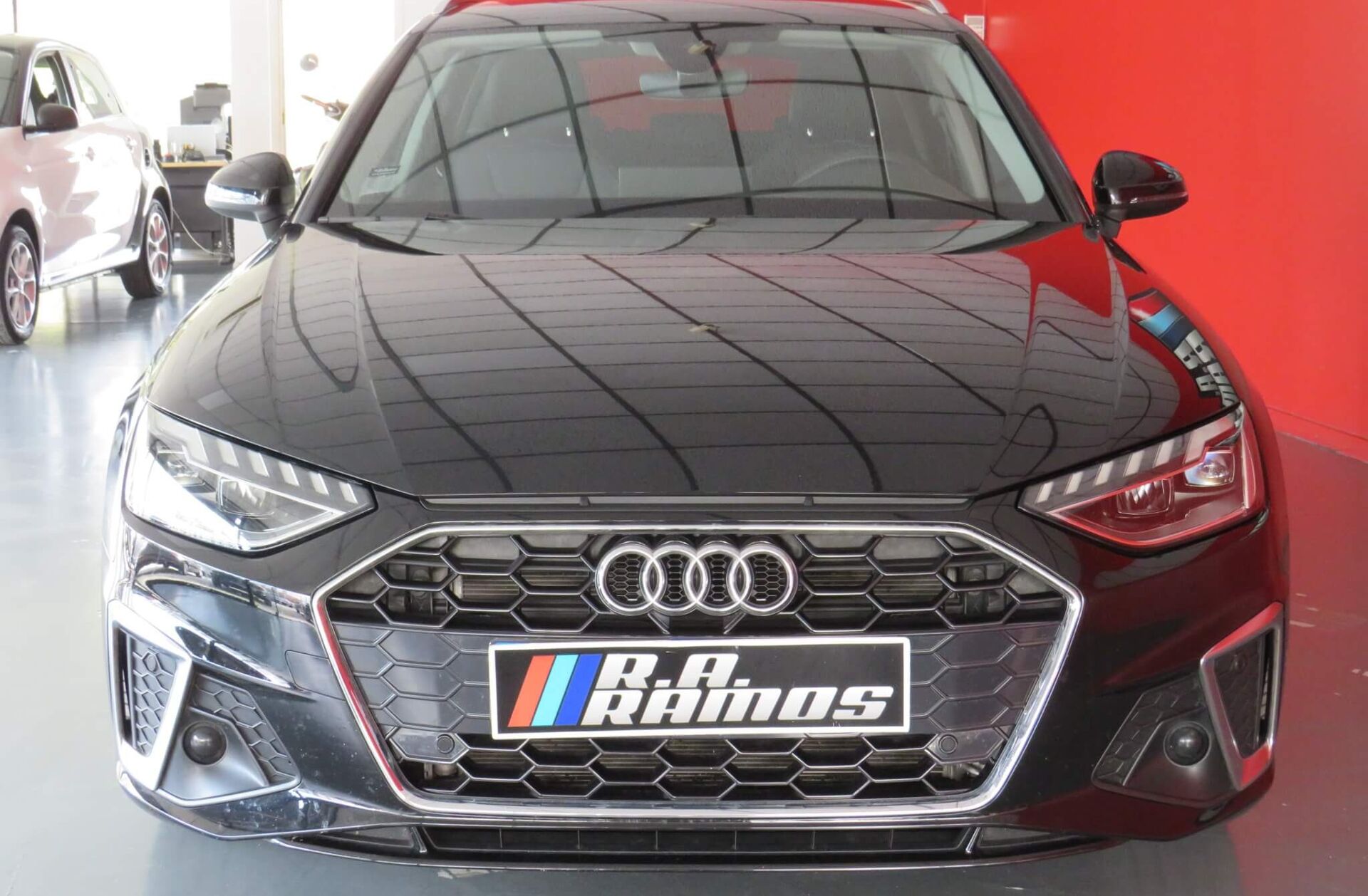 AUDI A4 40 TDI S line S tronic